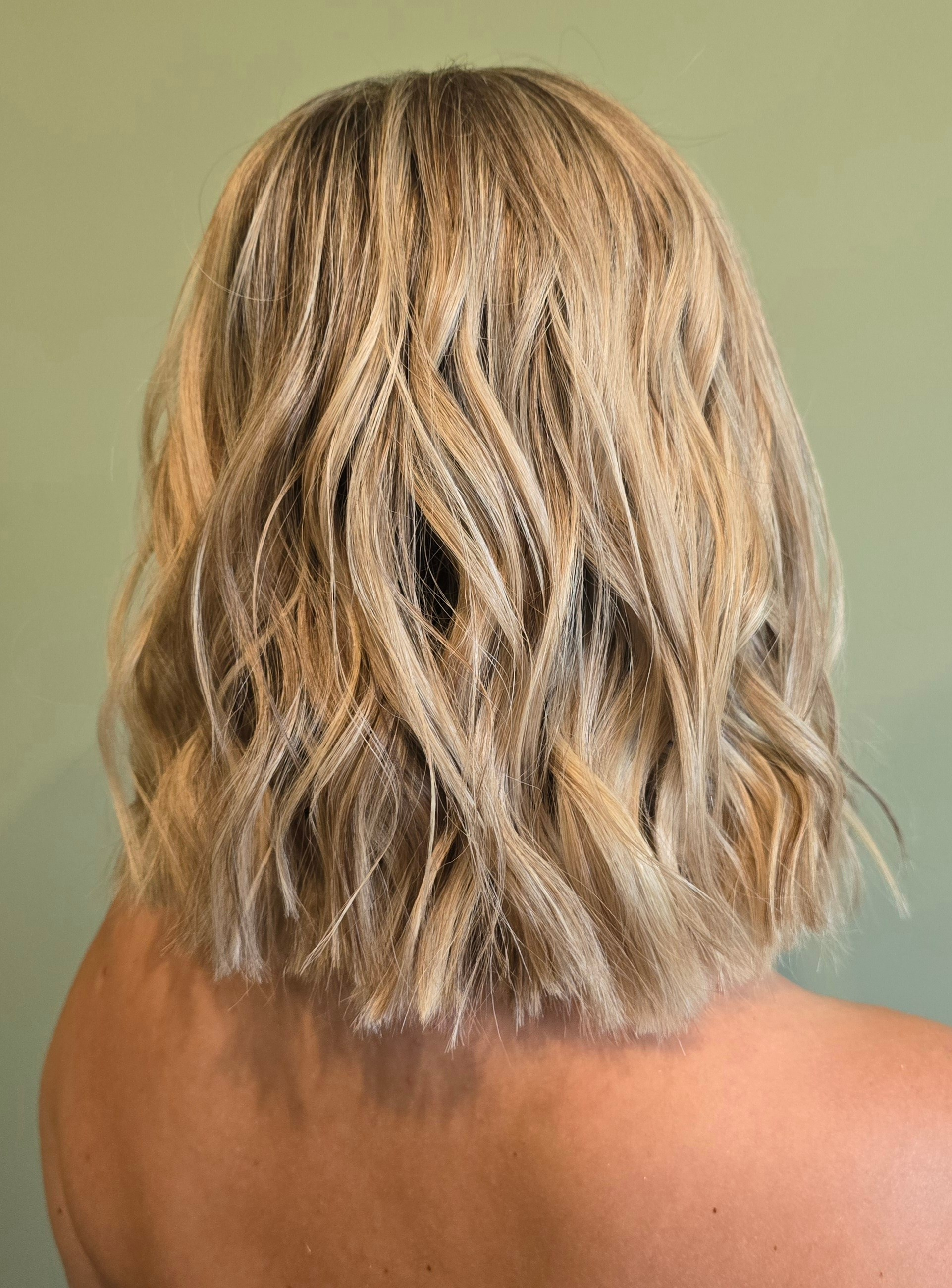 Прически. Визажист, стилист по прическам и гример в Москве