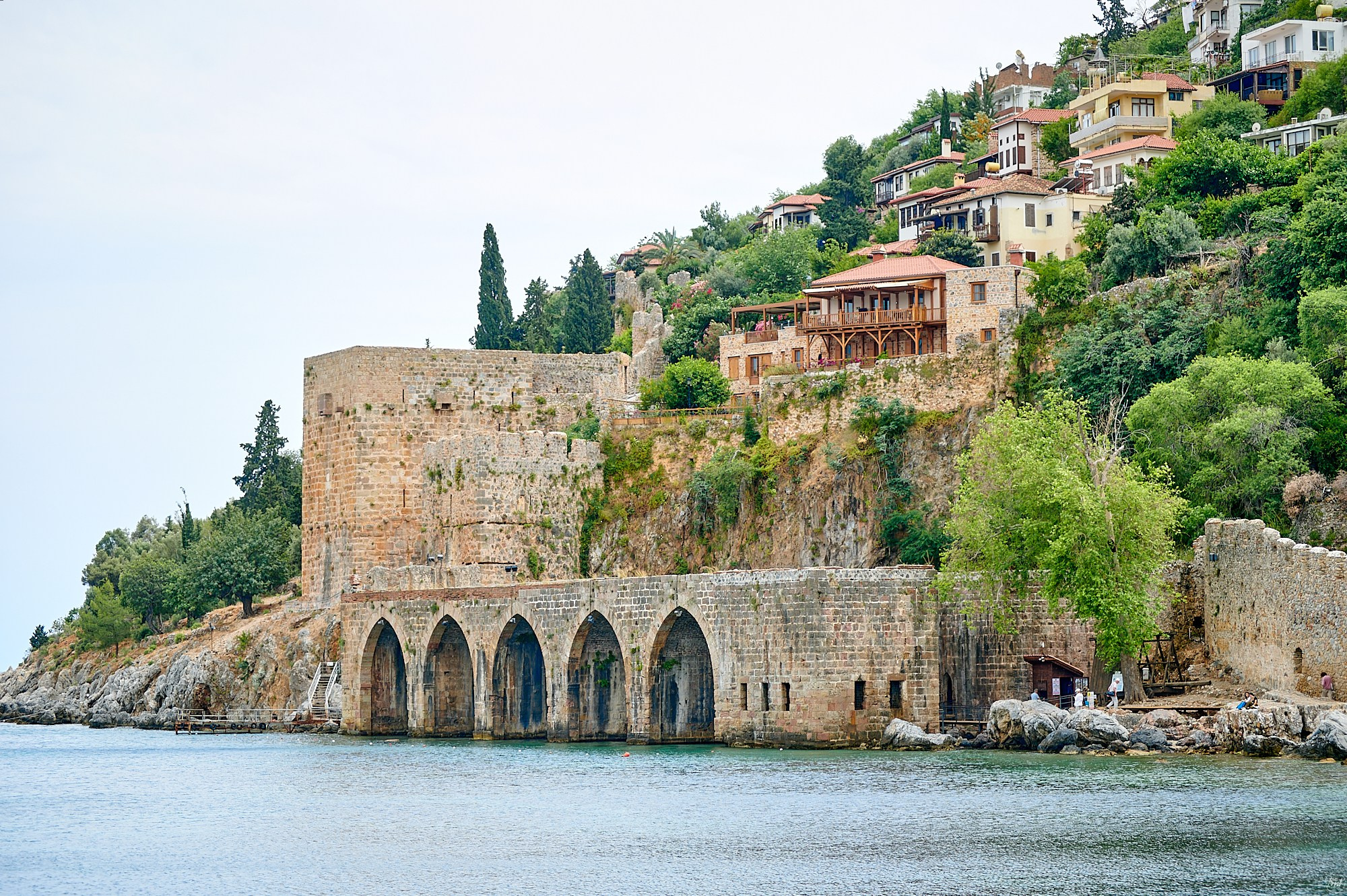 Alanya, Türkiye. May 2024. Фотографии отовсюду и обо всем