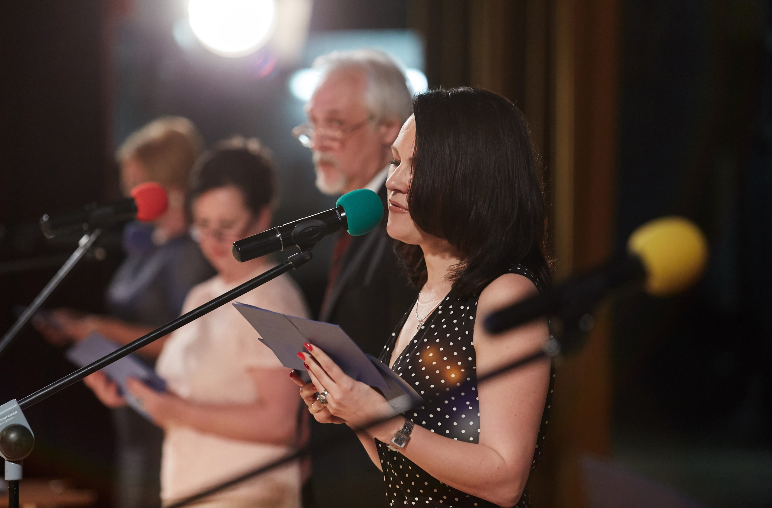 Фотосъёмка вручения школьных аттестатов в Санкт-Петербурге. Фотограф на праздник, корпоратив, День Рождения и Юбилей в г. Санкт-Петербурге Алексей Анкушев