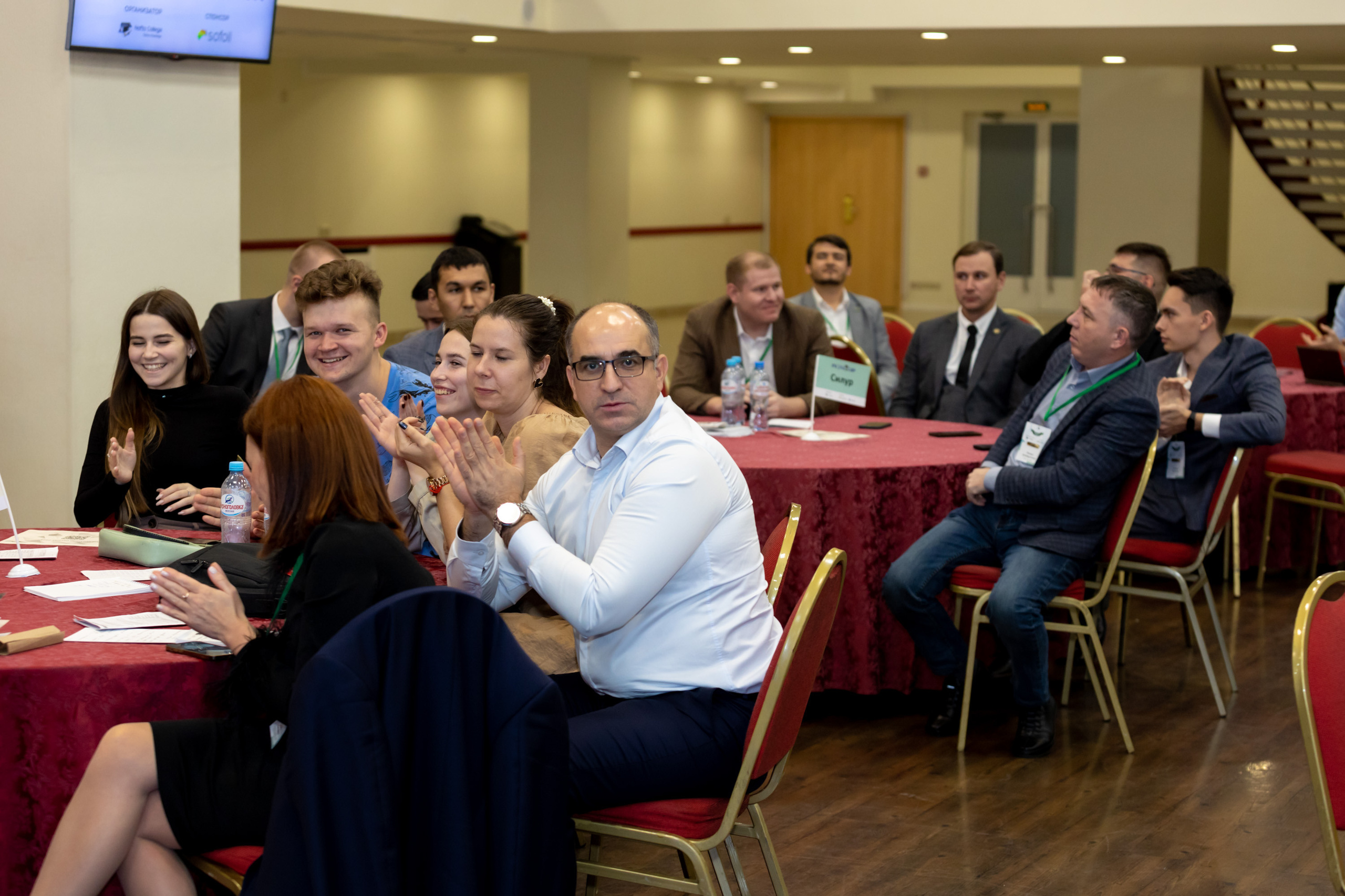 Фотосъёмка форумов, собраний в Санкт-Петербурге и Лен. области. Фотограф на праздник, корпоратив, День Рождения и Юбилей в г. Санкт-Петербурге Алексей Анкушев