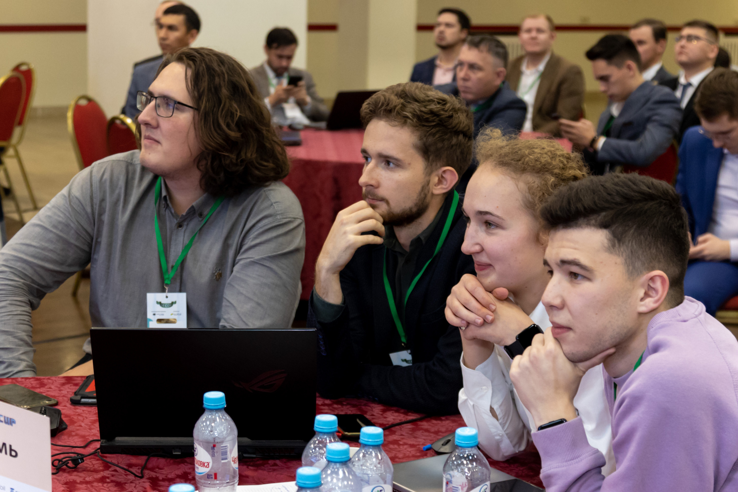 Фотосъёмка форумов, собраний в Санкт-Петербурге и Лен. области. Фотограф на праздник, корпоратив, День Рождения и Юбилей в г. Санкт-Петербурге Алексей Анкушев