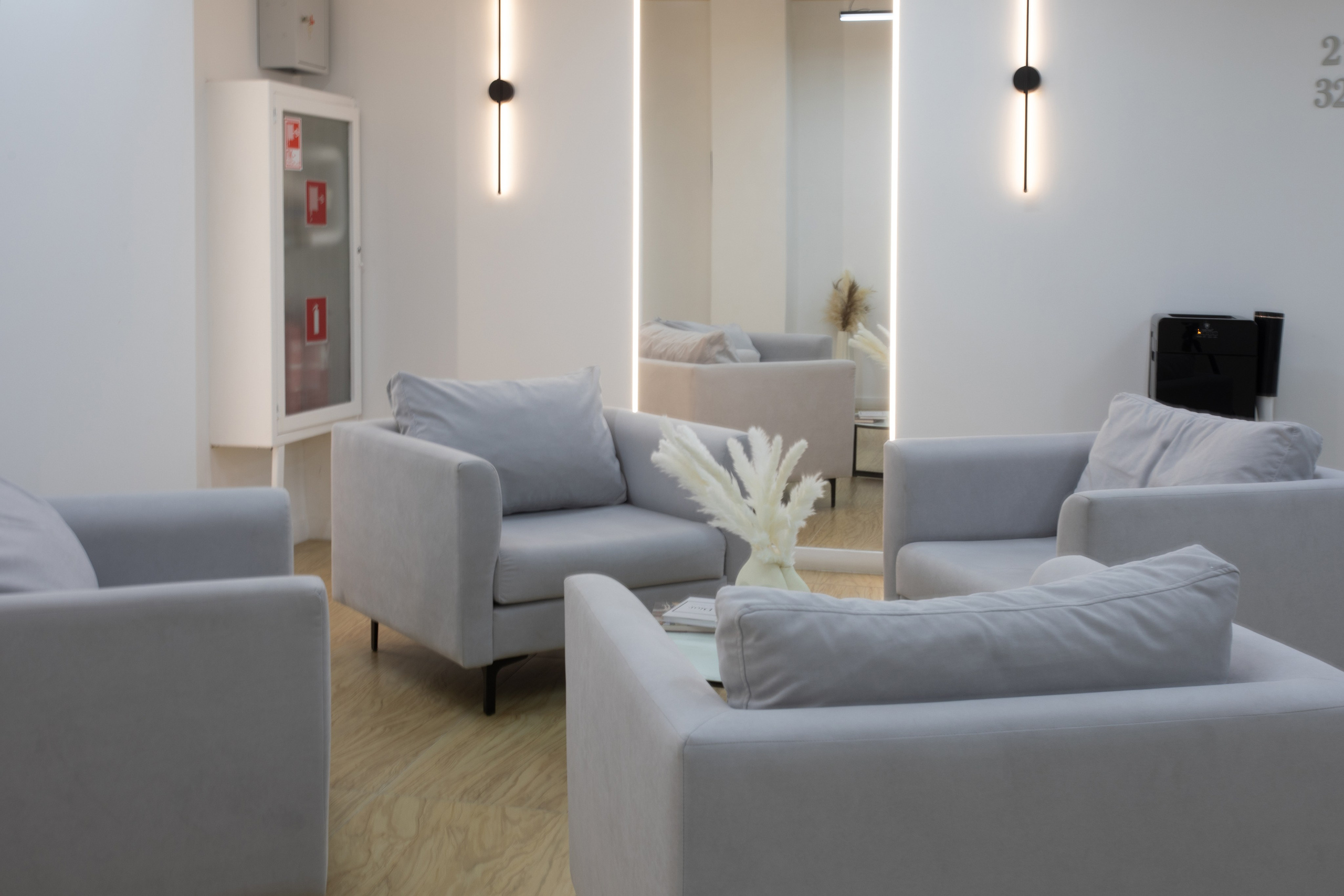 Бизнес-центр My Space Уфа, фото Алексея Муравьёва, современный офис,Лобби бизнес-центра My Space, съёмка фотографа Алексея Муравьёва, деловая атмосфера,Офисные помещения My Space Уфа, работа фотографа Алексея Муравьёва, деловой интерьер,Конференц-зал бизнес-центра My Space, фото Алексея Муравьёва, бизнес-встречи,Рецепция бизнес-центра My Space Уфа, съёмка Алексея Муравьёва, премиальный дизайн,Офисное пространство My Space, фото Алексея Муравьёва, рабочая зона,Панорамные окна бизнес-центра My Space, работа фотографа Алексея Муравьёва, вид на город,Лифт бизнес-центра My Space Уфа, съёмка Алексея Муравьёва, комфорт,Переговорная комната My Space, фото Алексея Муравьёва, деловой стиль,Зона отдыха бизнес-центра My Space, работа фотографа Алексея Муравьёва, комфорт для сотрудников,Инфраструктура My Space Уфа, съёмка Алексея Муравьёва, бизнес-услуги,Паркинг бизнес-центра My Space, фото Алексея Муравьёва, безопасность,Вестибюль My Space, работа фотографа Алексея Муравьёва, элегантность,Офисные кабинеты бизнес-центра My Space, съёмка Алексея Муравьёва, функциональность,Общественные зоны My Space Уфа, фото Алексея Муравьёва, современный дизайн,Рецепция и зона ожидания My Space, работа фотографа Алексея Муравьёва, стиль,Офисные перегородки бизнес-центра My Space, съёмка Алексея Муравьёва, зонирование,Интерьер бизнес-центра My Space Уфа, фото Алексея Муравьёва, деловой интерьер,Офисная мебель My Space, работа фотографа Алексея Муравьёва, эргономичность,Освещение бизнес-центра My Space, съёмка Алексея Муравьёва, комфорт для работы