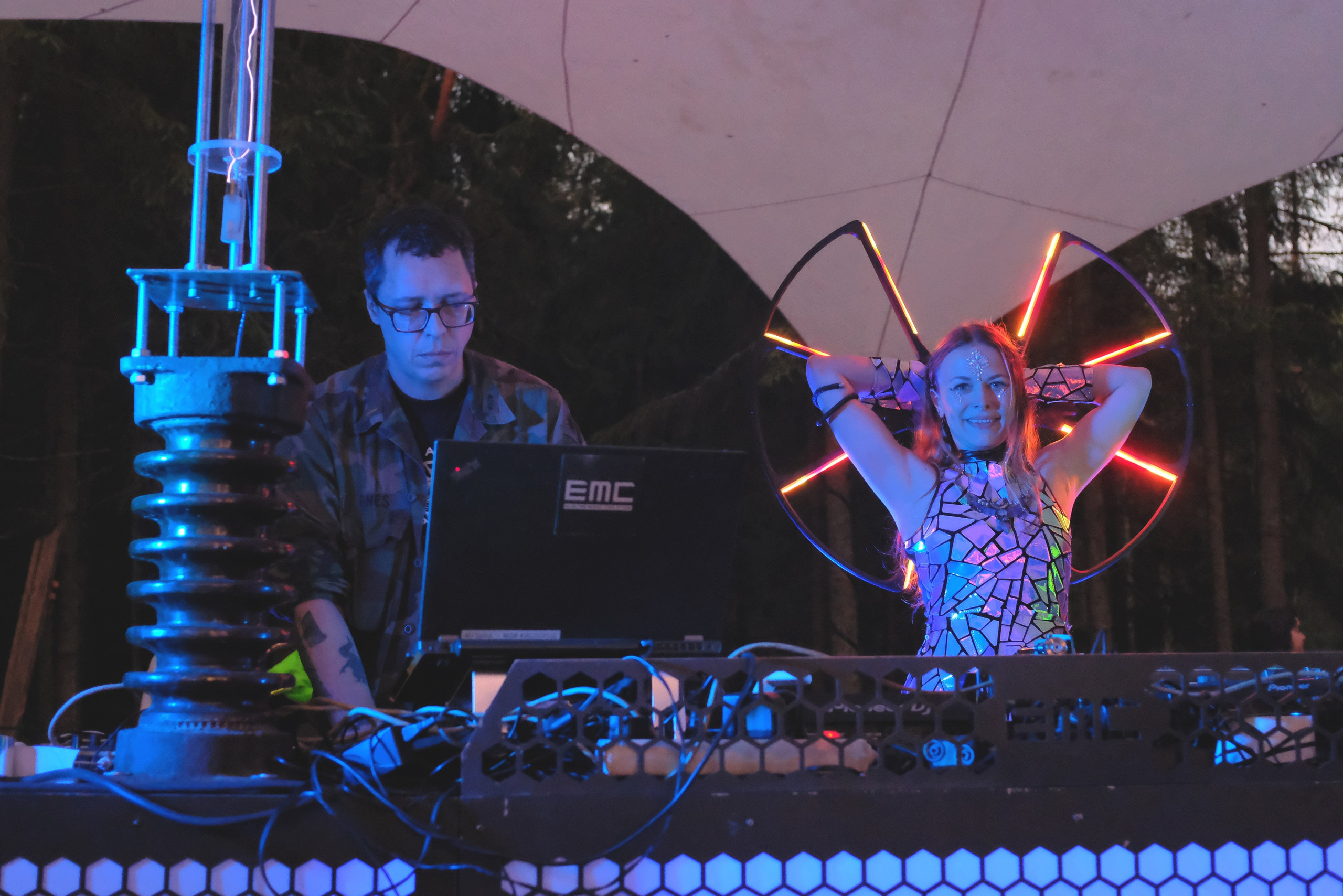 Пикник на обочине от команды EMC. 11июля 2025. Репортажный фотограф в Санкт-Петербурге Даниил Могута