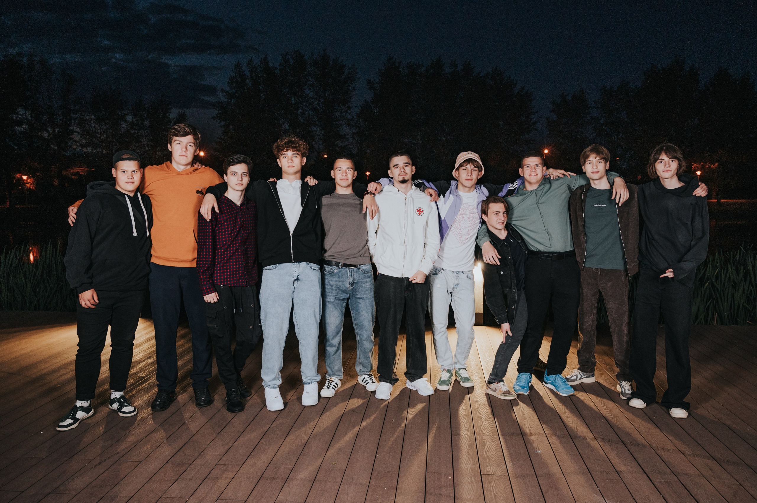 Ночная. Выпускные альбомы и Школьный фотограф в Алексеевке, Бирюче, Красном