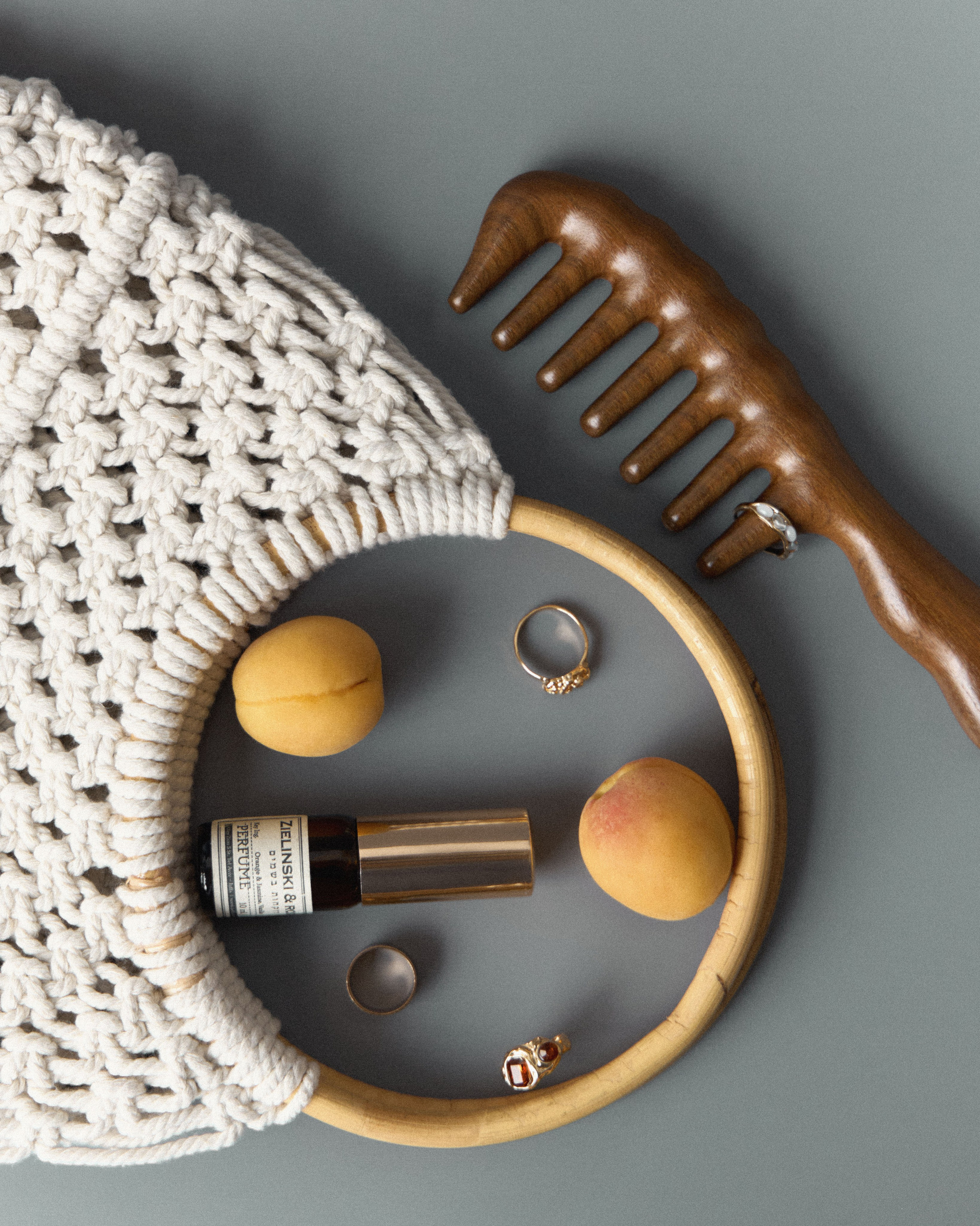 Предметка. Фотограф для брендов из Санкт-Петербурга Элина Каспаравичюс