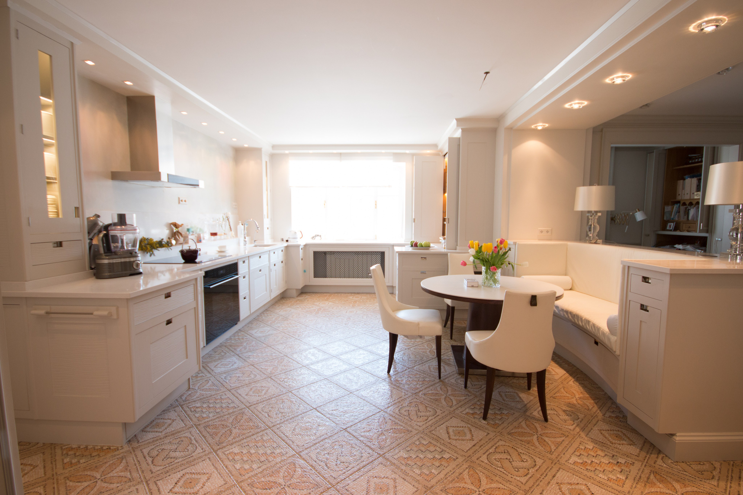 Творческий интерьер. Английская и американская брендовая мебель. Ручная покраска мебели. Интерьерный дизайнер и художник. Локация в г. Екатеринбурге беру проекты в разных странах