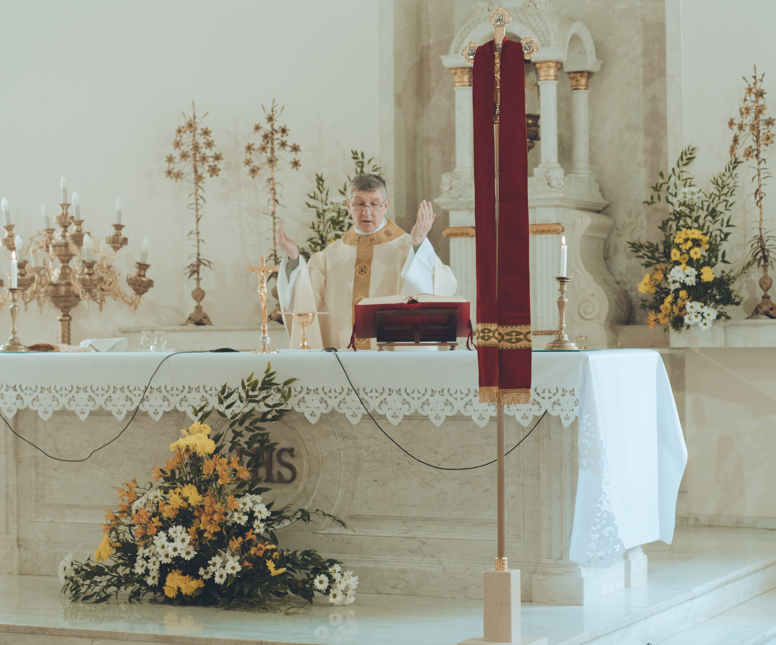 Фотосъемка католического венчания. Ольга Гагуа. Портретный фотограф. Москва