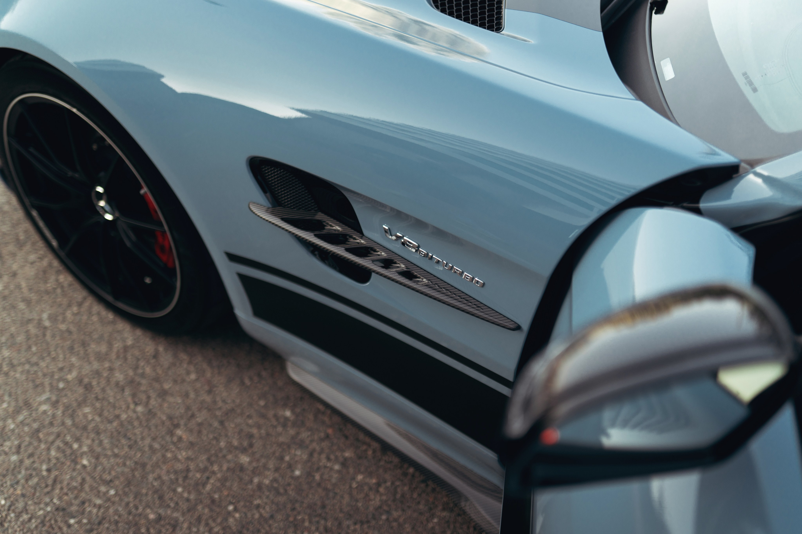 Фотографии Mercedes-AMG GTR