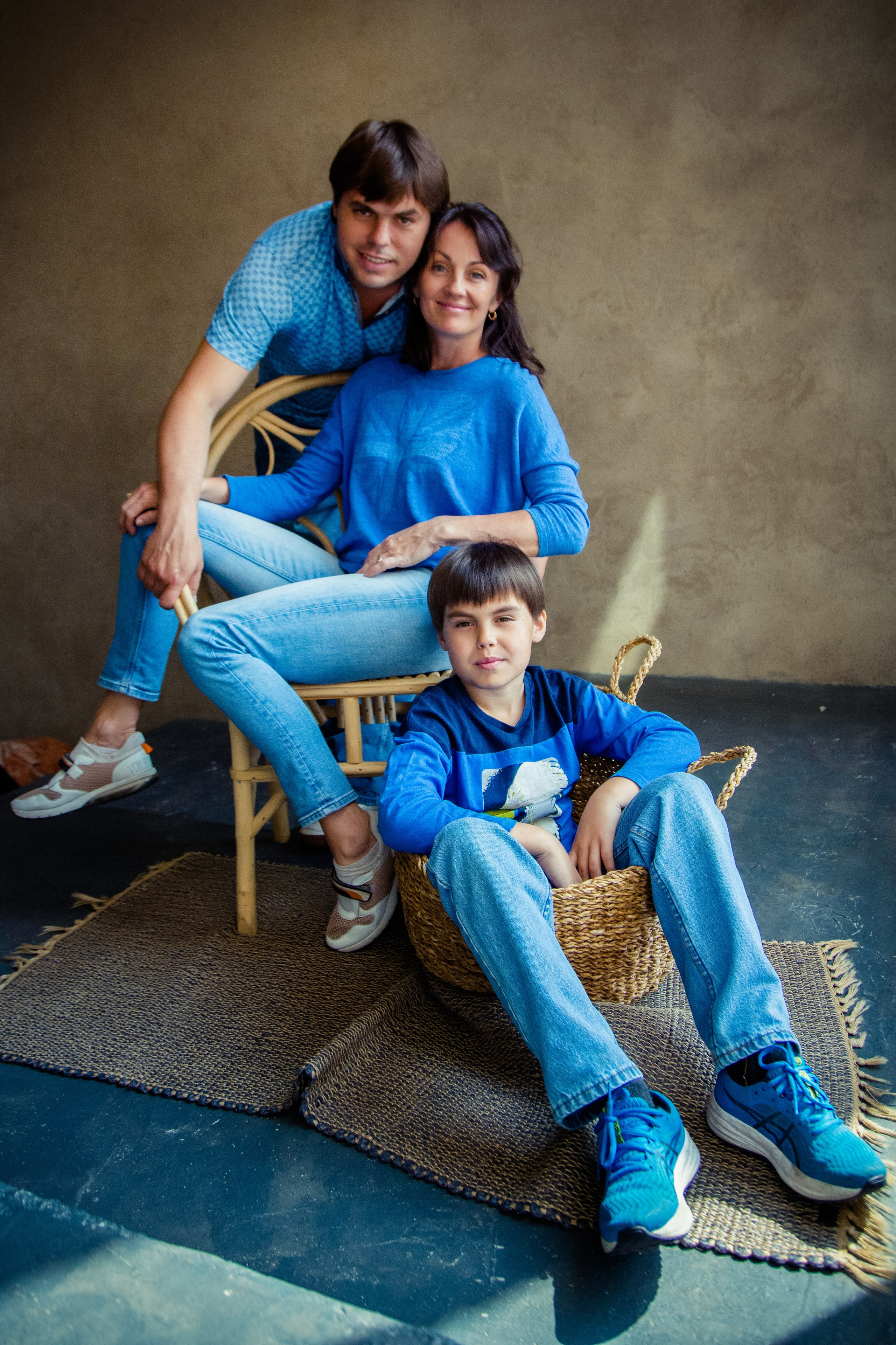 Семейная студийная фотосессия. Свадебный и семейный фотограф в Москве и Подмосковье Лариса Козлова