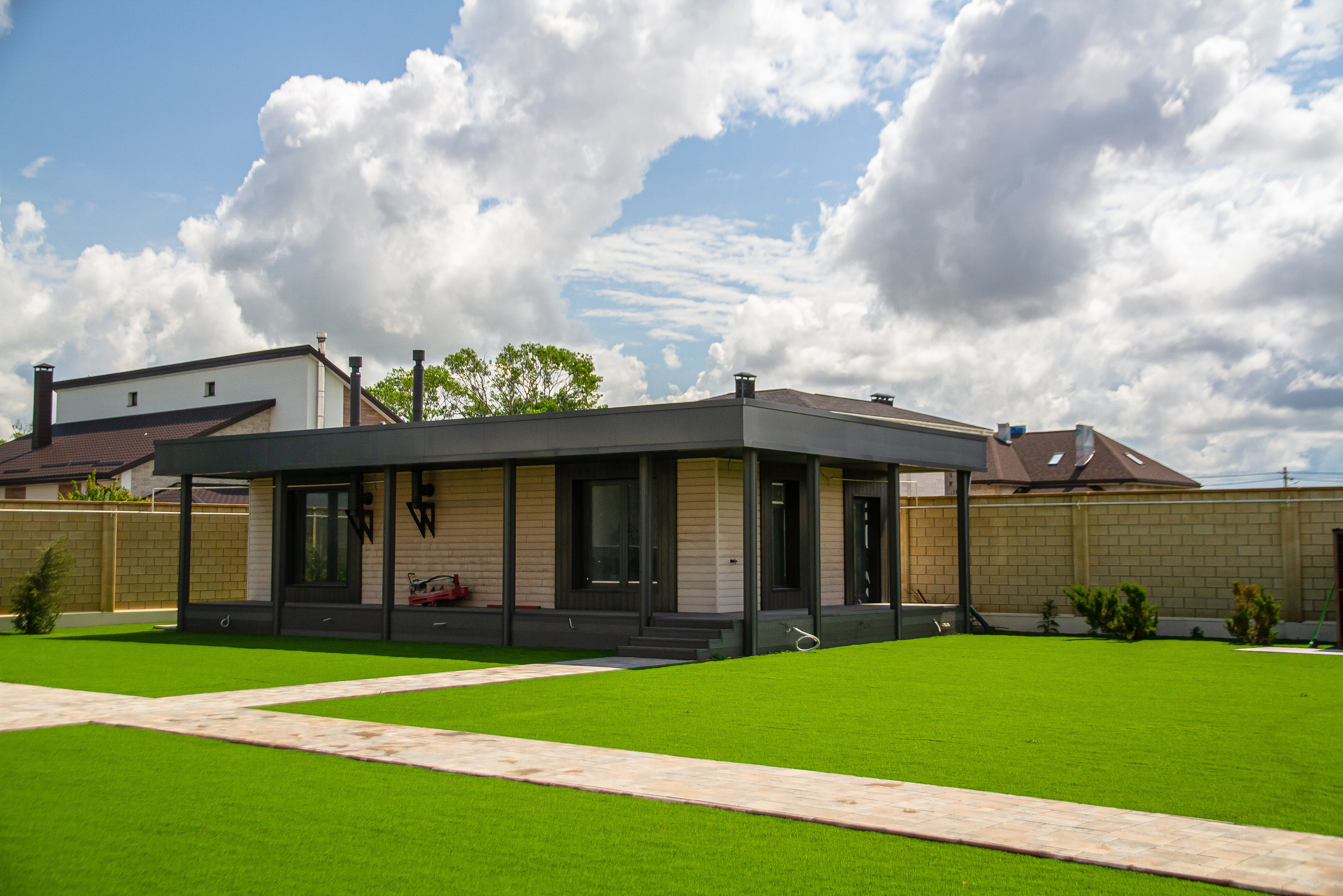 Дом 1. Фотограф Антон Катунин | Симферополь