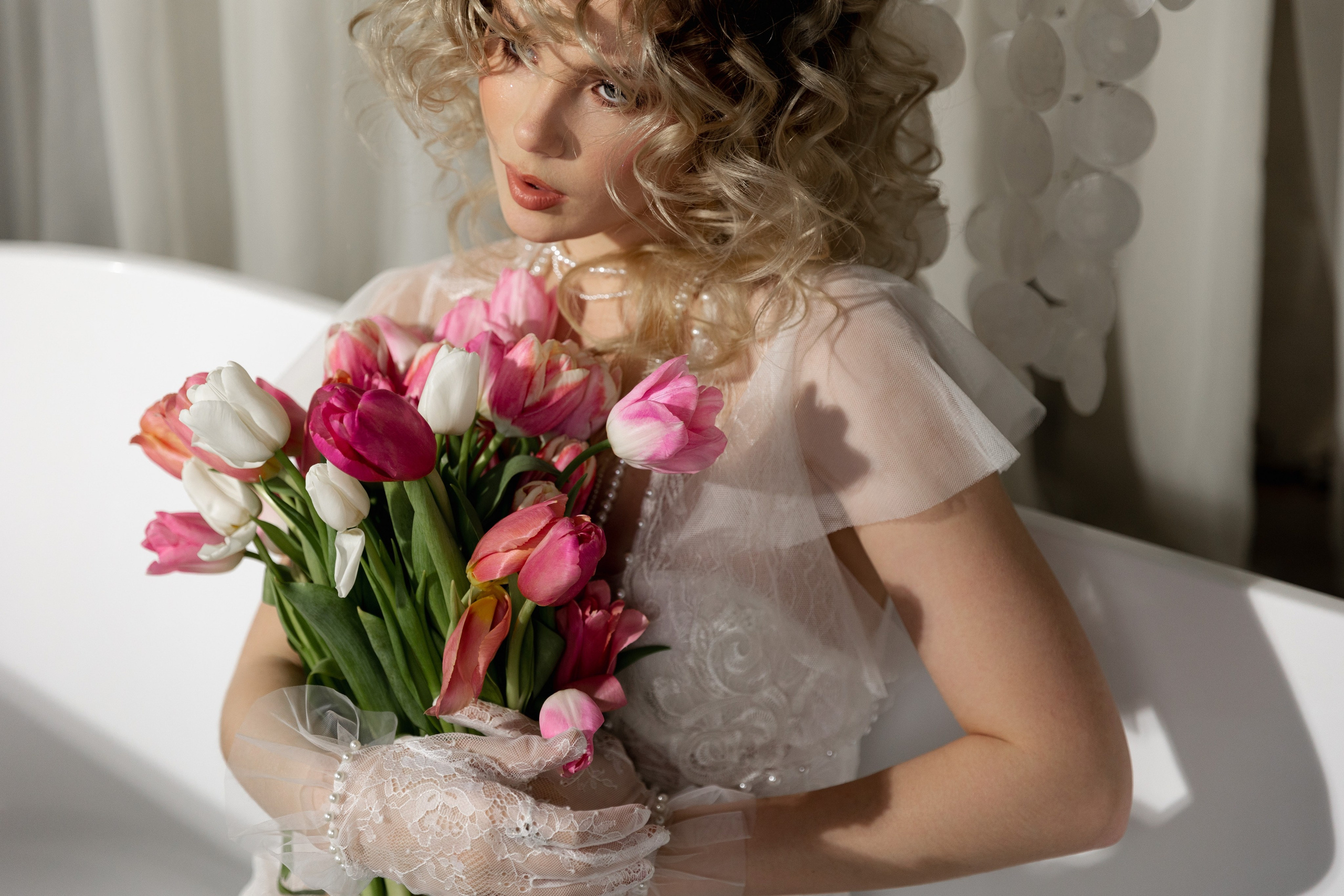 Настя. Я Ира и я фотографирую свадьбы более 10 лет