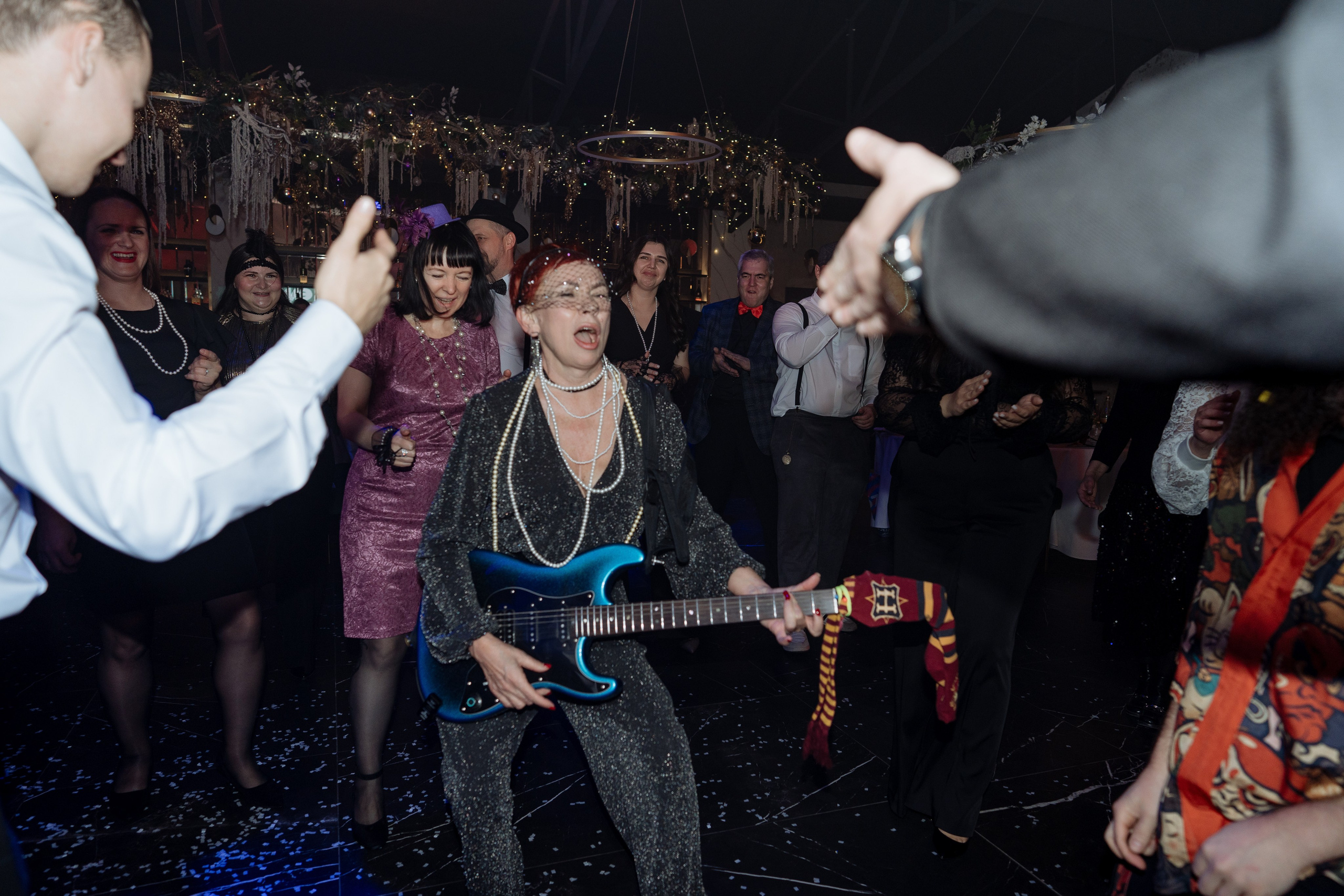 Альбион Тур