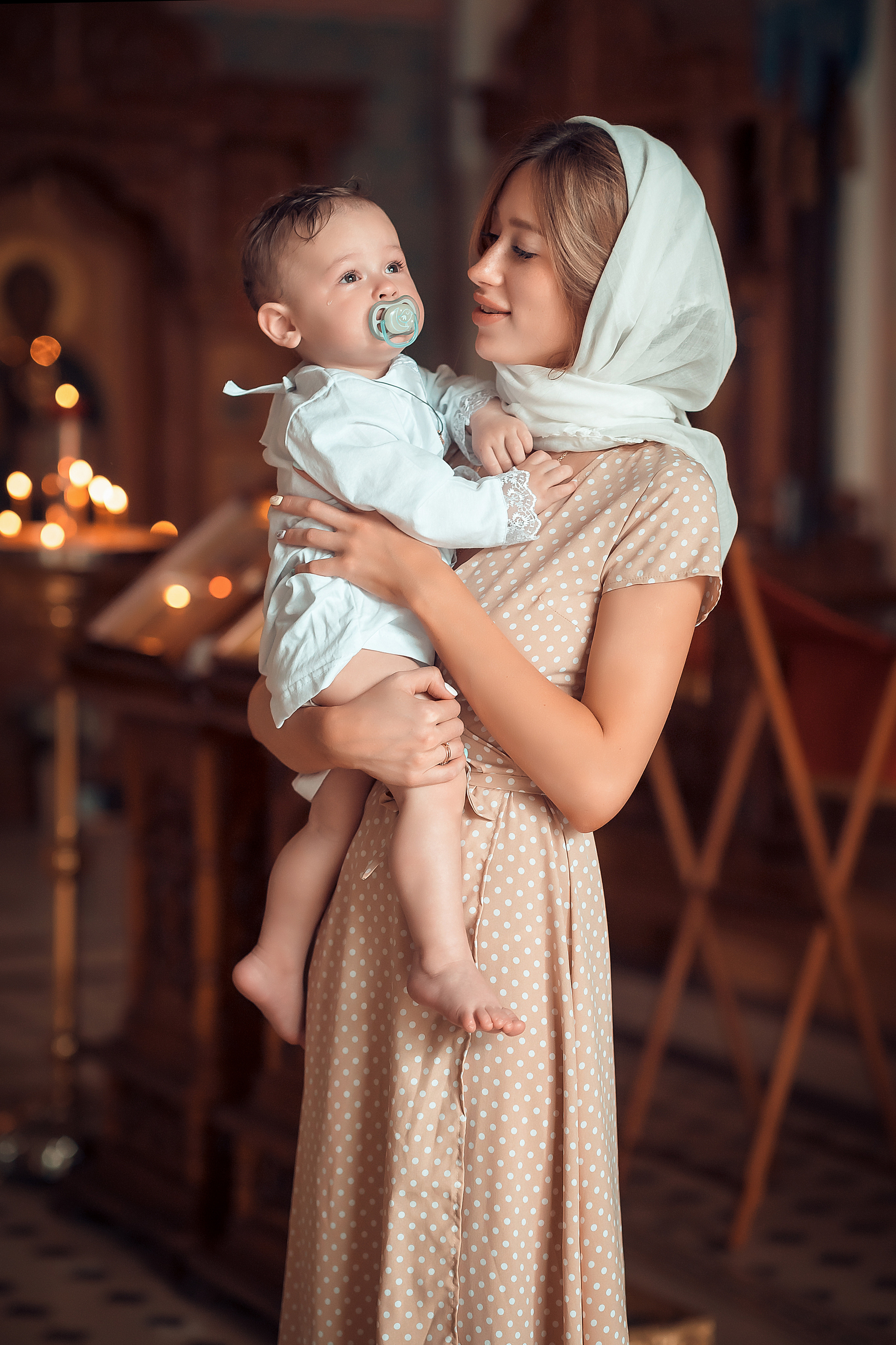 Таинство крещения ребенка в Красноярске, покрестить ребенка Красноярск, Храмы Красноярска, Церковь Красноярск, Юлия Рамазанова фотограф на крещение