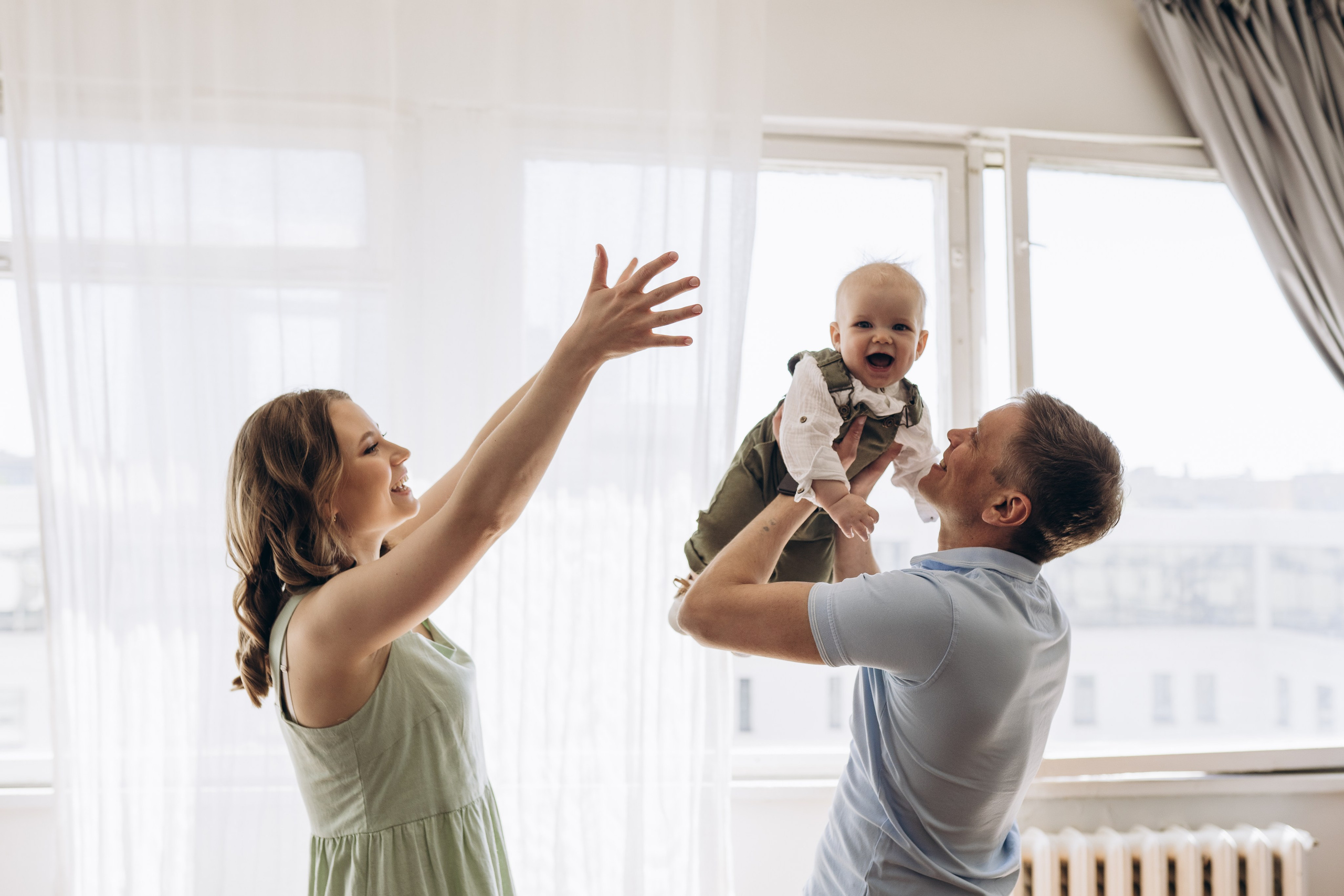Семейная фотосессия в студии в Москве, семейный фотограф Анна Полушина. Свадебный фотограф в Москве Анна Полушина