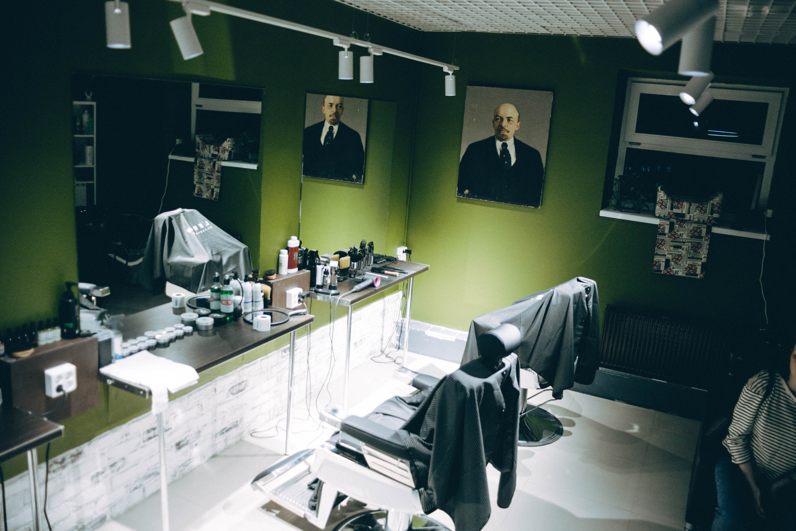 Реклама барбершопа «Ленин». Главная