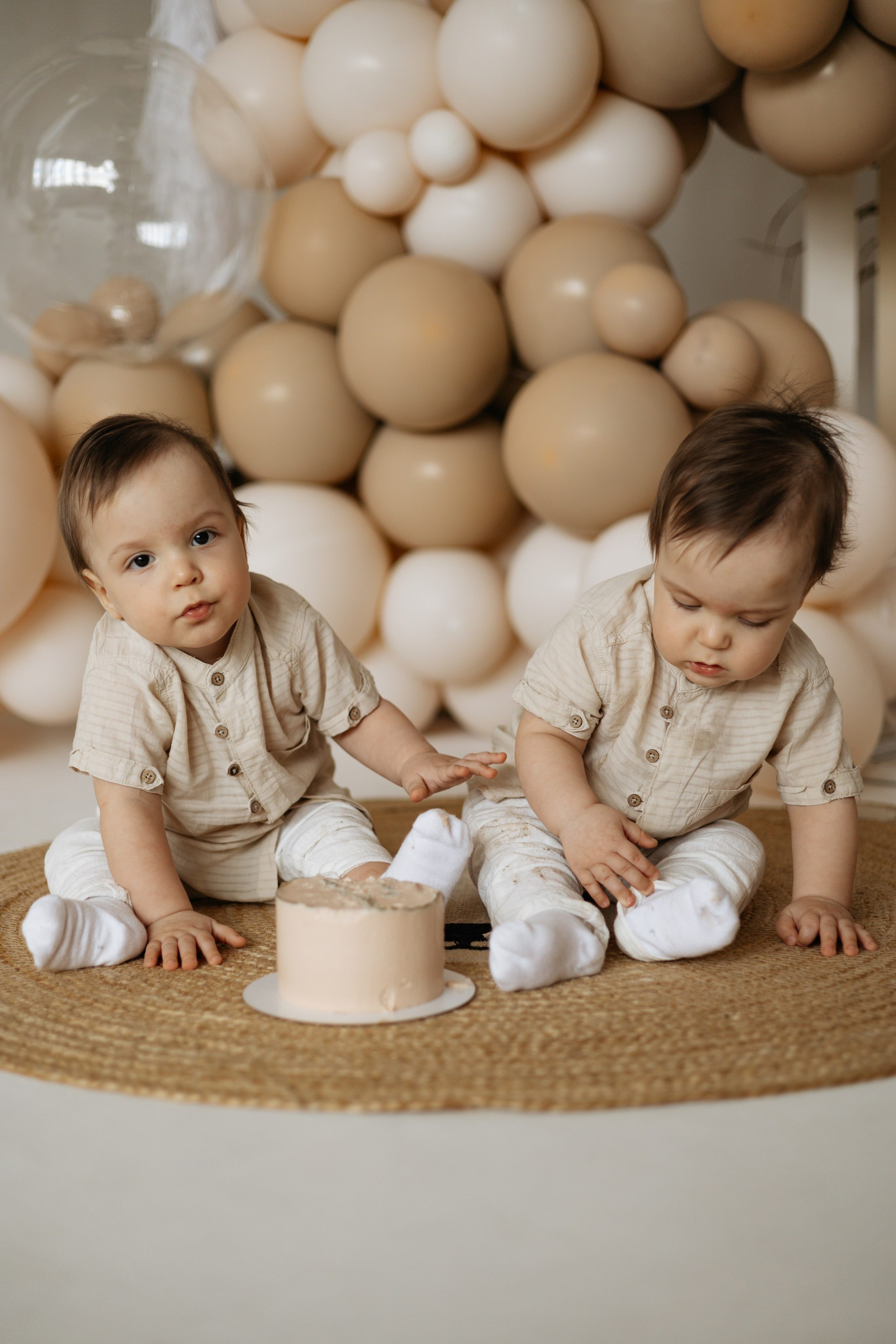 Близнецы годик. Самый теплый фотограф в Краснодаре Рябоконь Ксения