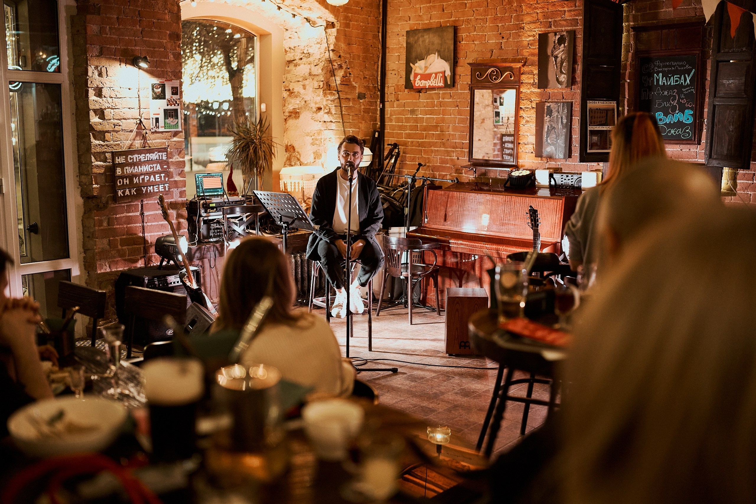 Квартирник Сергея Кравцова. Матвей Яворский — фотограф в Челябинске