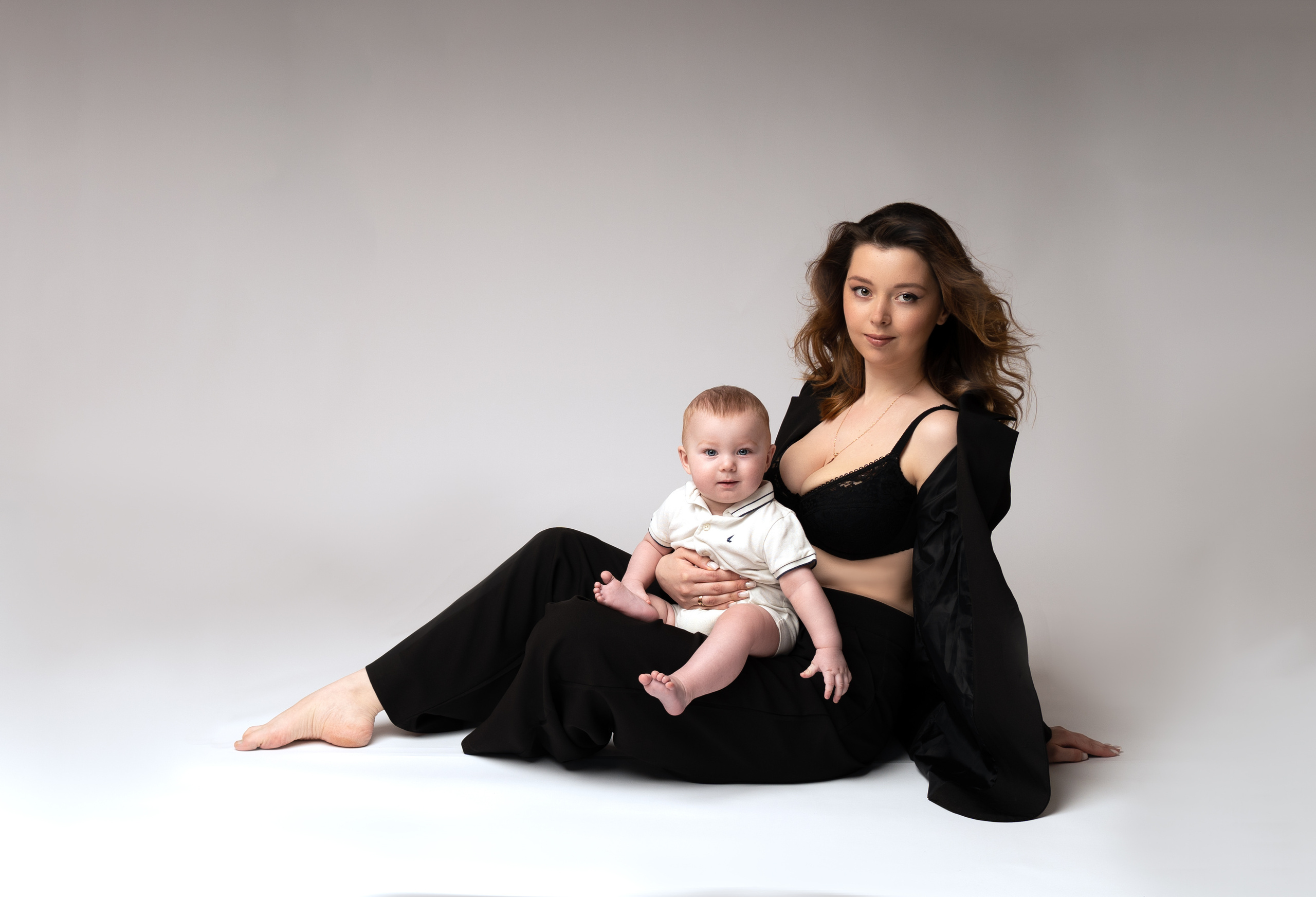 Мама и малыш. Фотограф новорожденных в Смоленске Анастасия Дегтярева