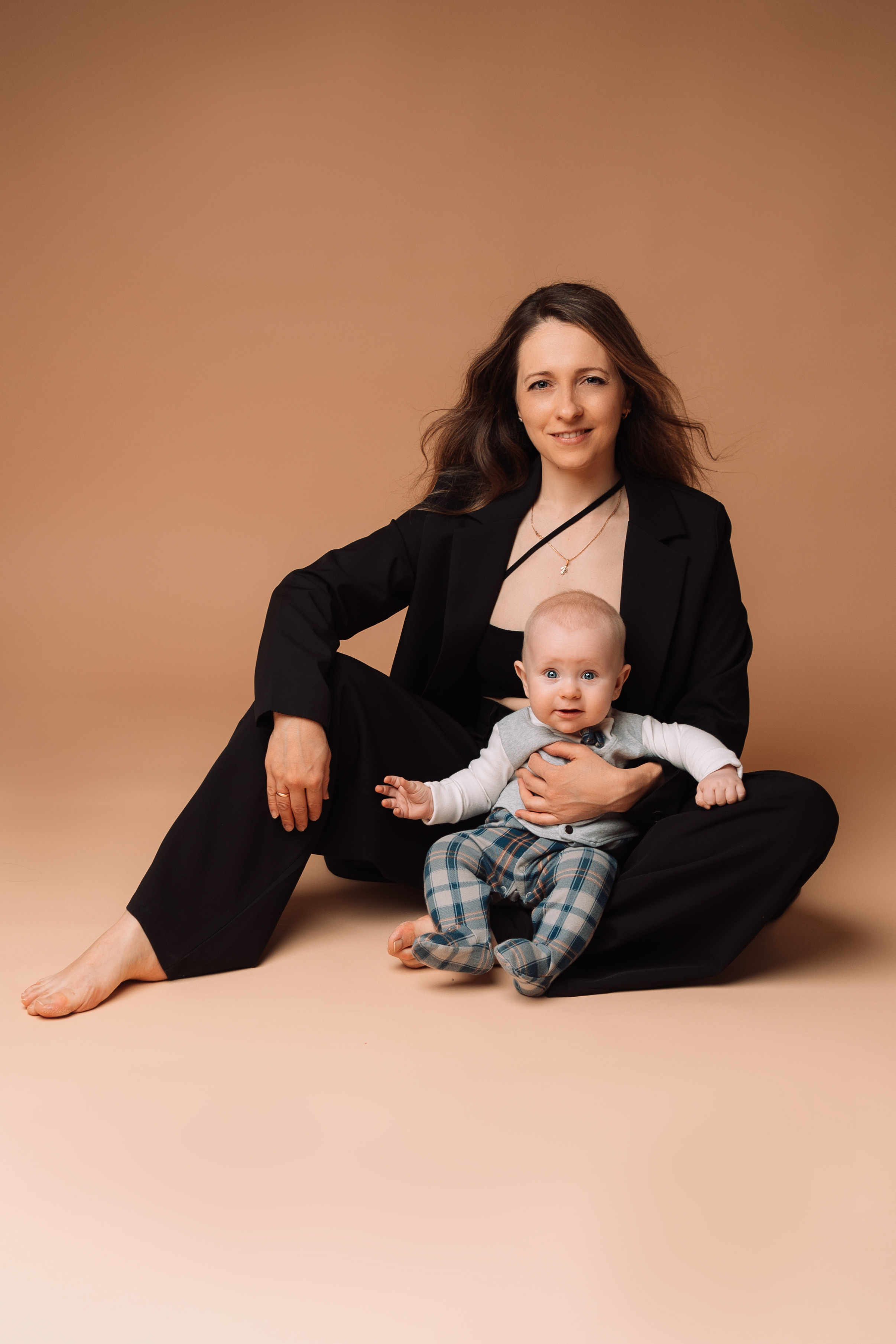 Мама и малыш. Фотограф новорожденных в Смоленске Анастасия Дегтярева