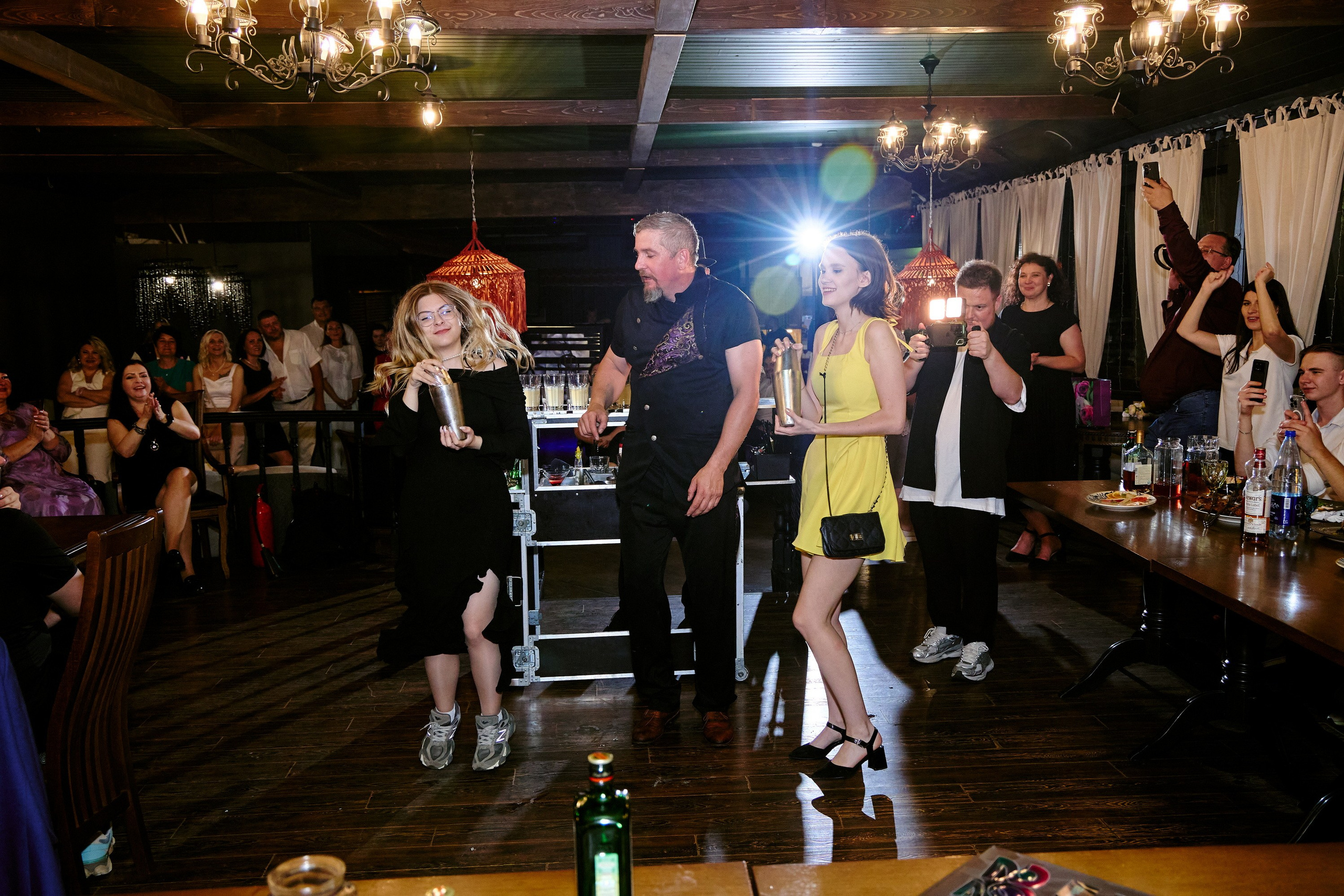 Выпускной 35 Сош. Фотограф Выпускные альбомы Таганрог Сергей Коробченко