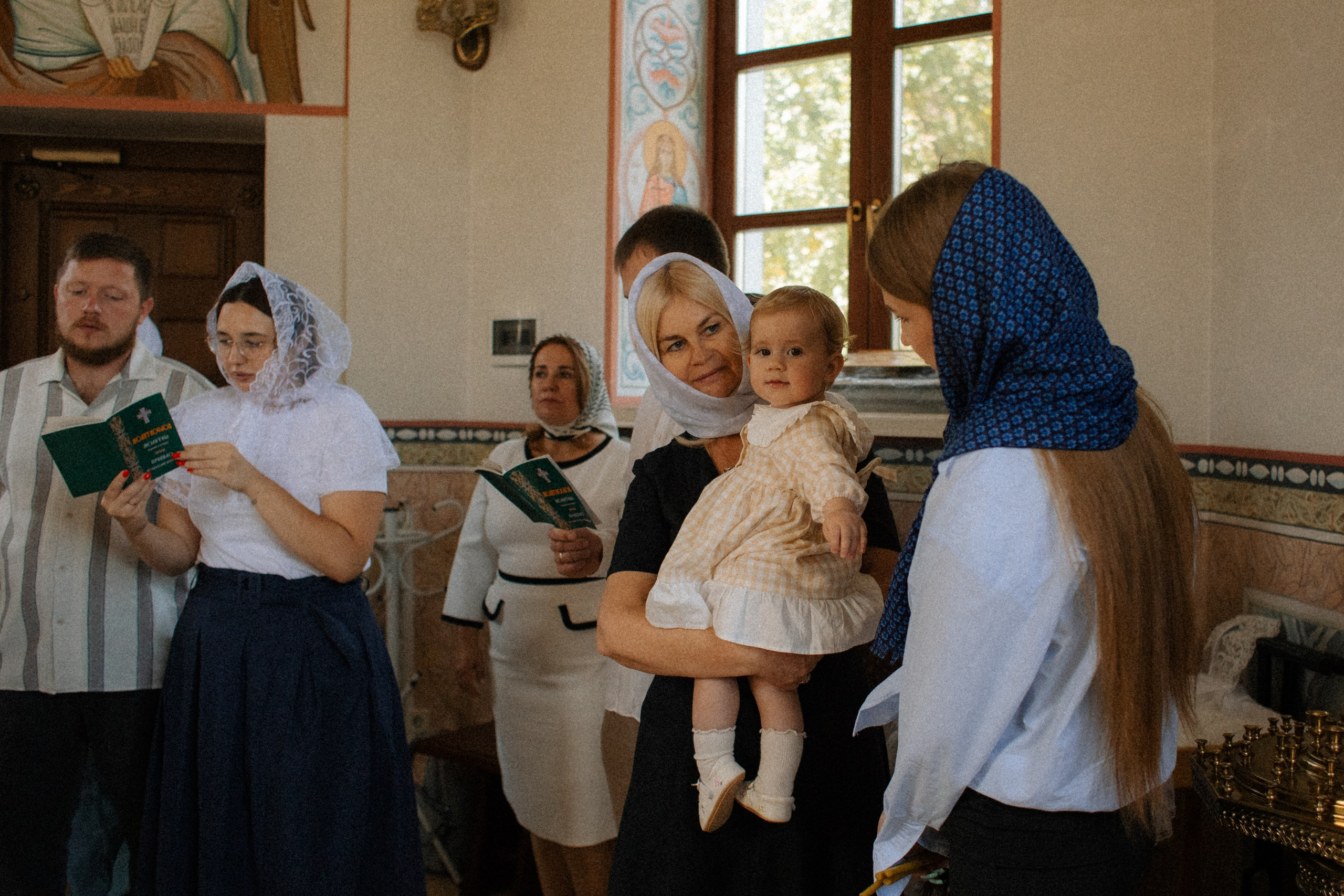Фотосессия крещения. Семейный фотограф Виктория Потехина Москва