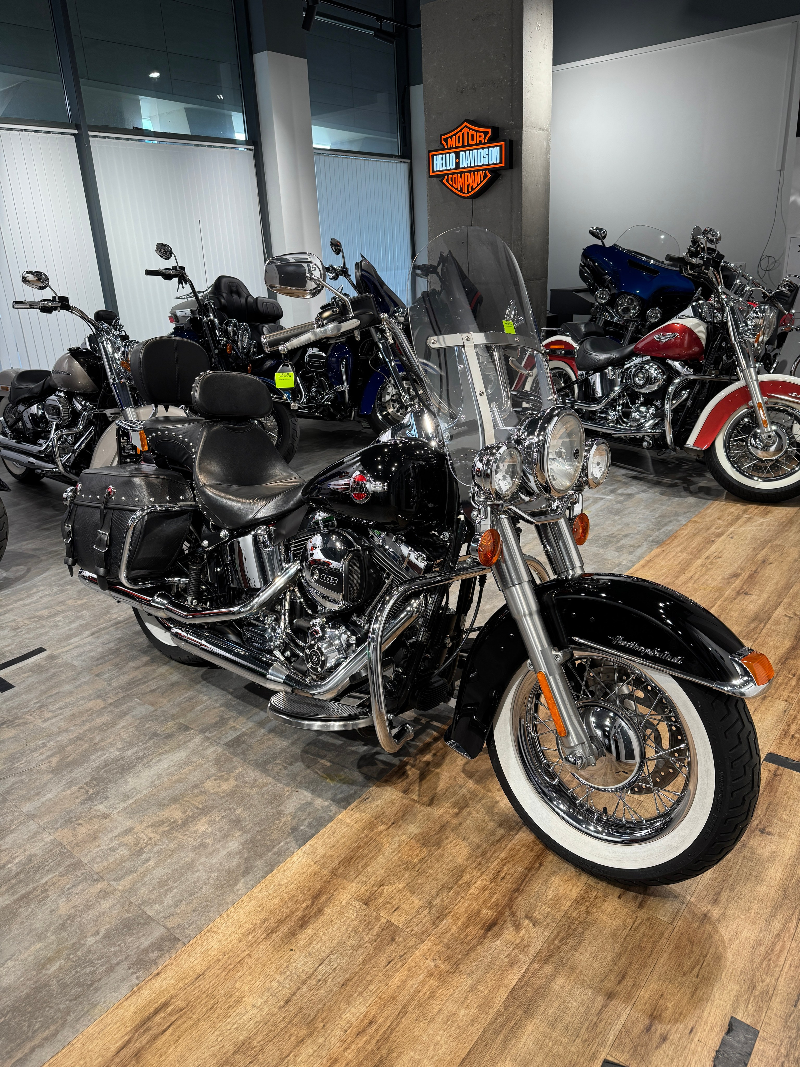Harley Davidson Дилерский 2015 Heritage Black ABS (Softail) — купить мотоцикл. Hello Davidson, Москва. Только хорошие мотоциклы…