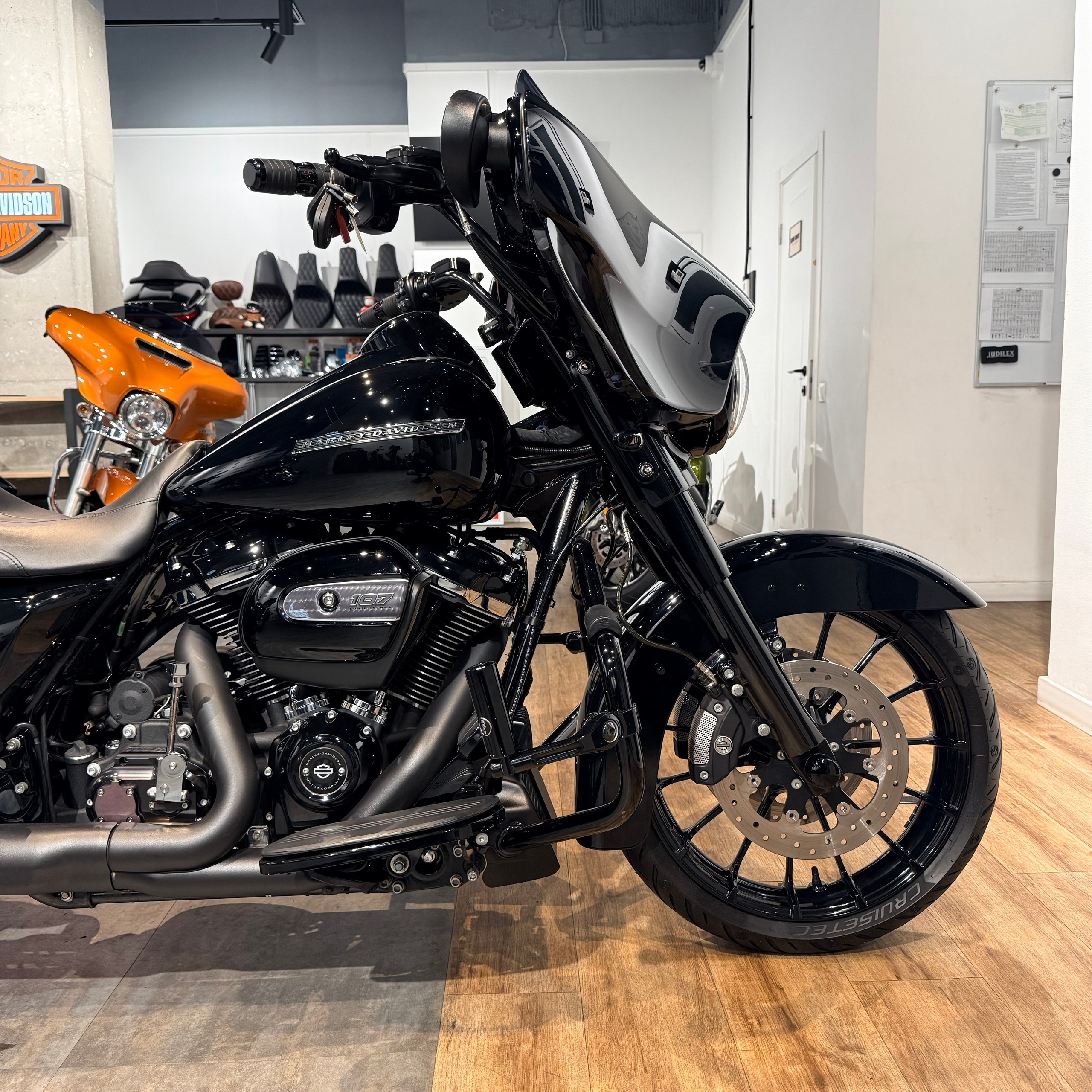 Harley-Davidson Street Glide Special, 2017, 43 883 км. Hello Davidson, Москва. Только хорошие мотоциклы…