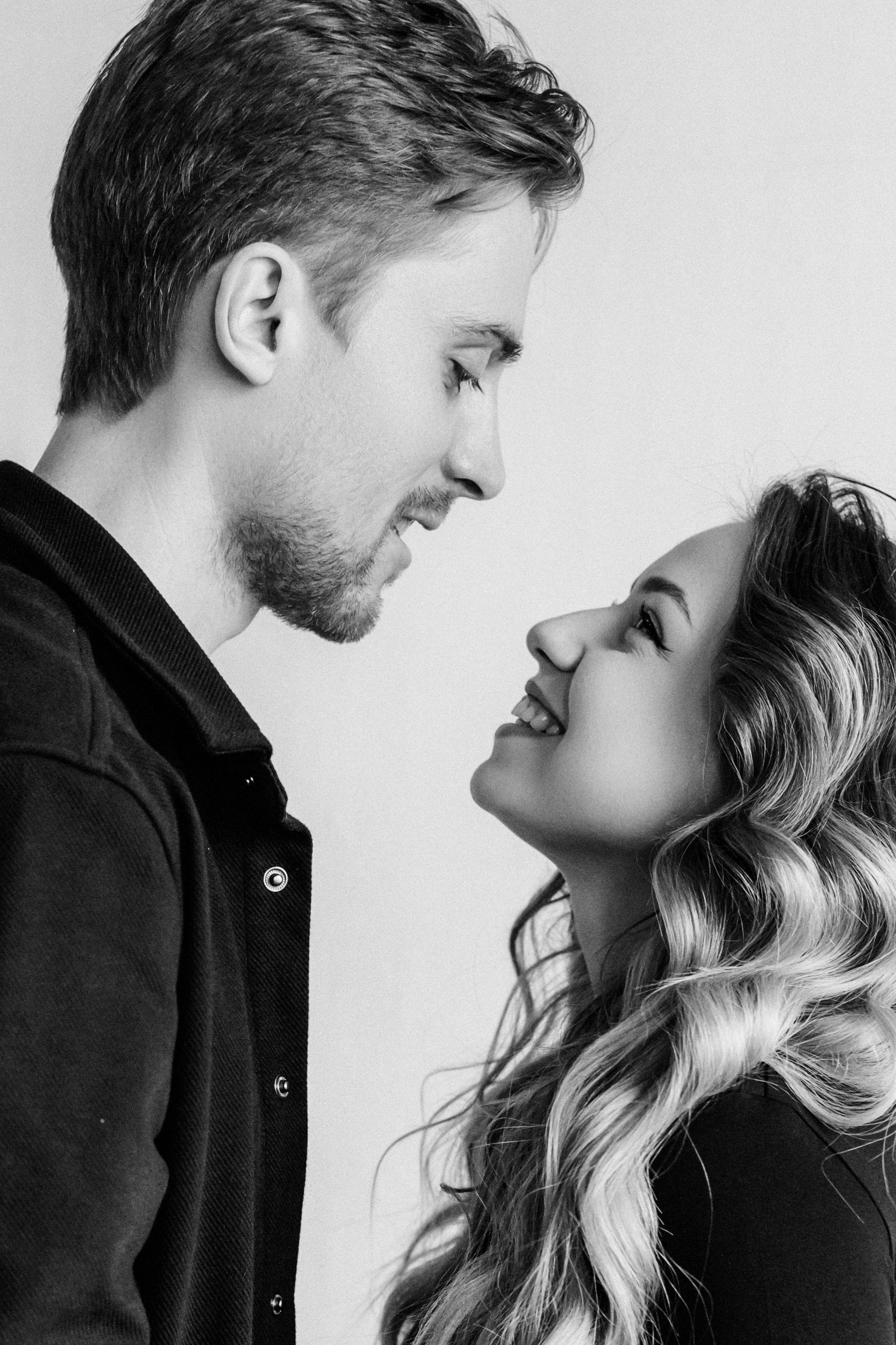 Love story. Свадебный фотограф Москва. Семейный фотограф. Предметная съемка, съемка одежды