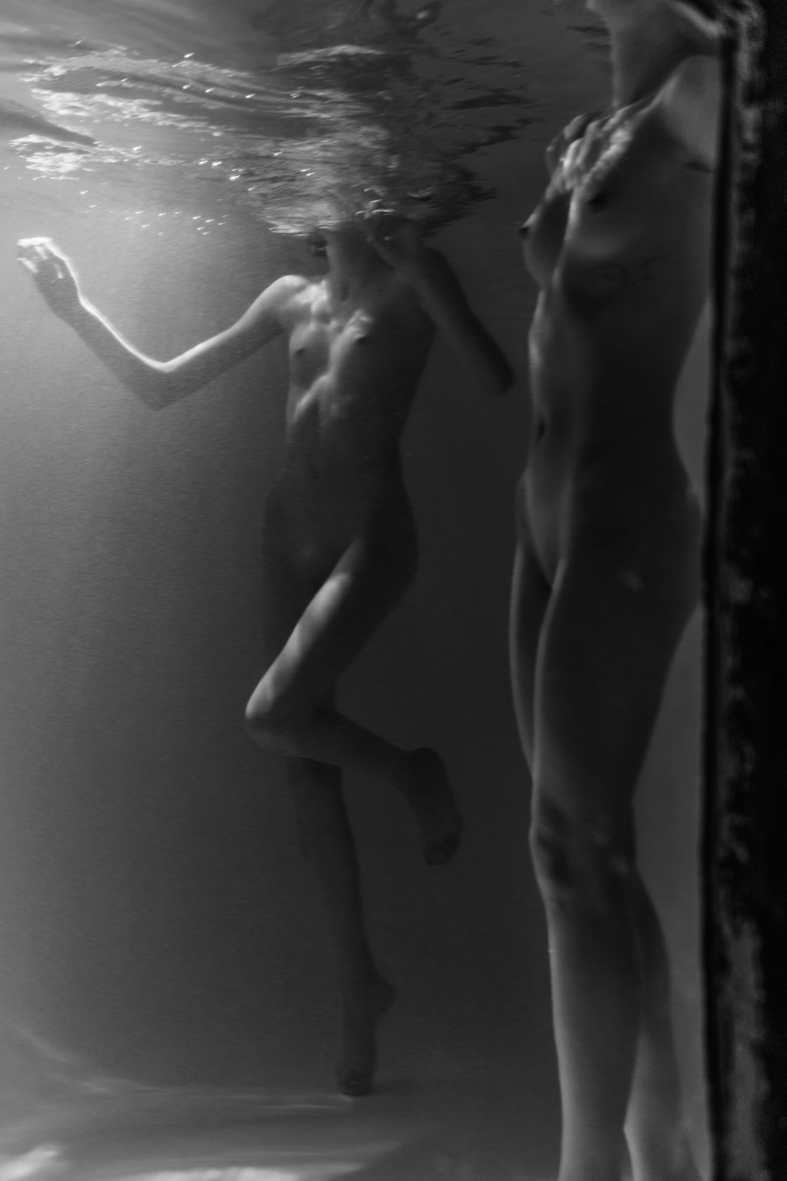 Mermaids. Z H U R A V L E V