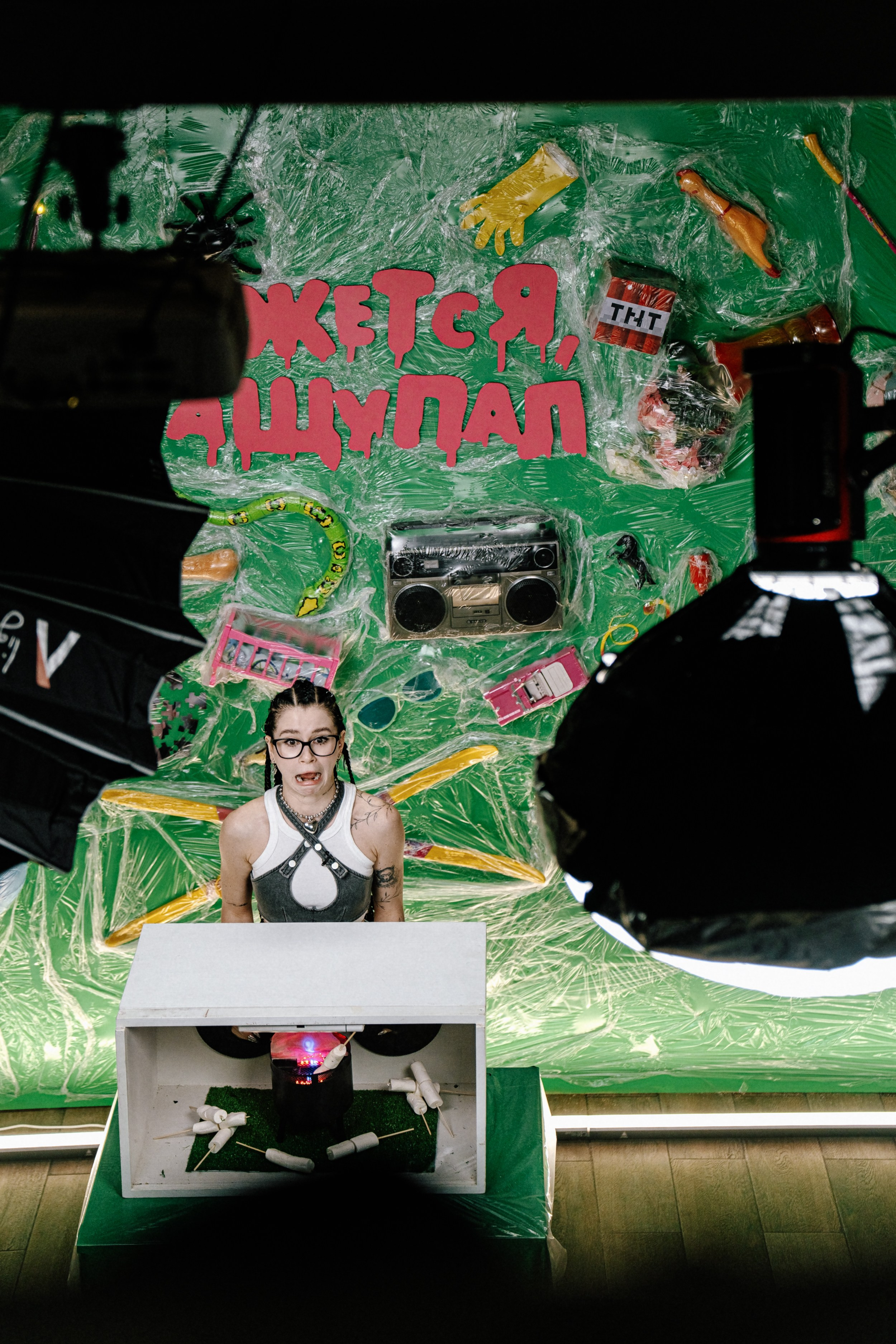 Бэкстейдж шоу Клик Клак «Кажется нащупал». Костя Жуков — фотограф в Москве