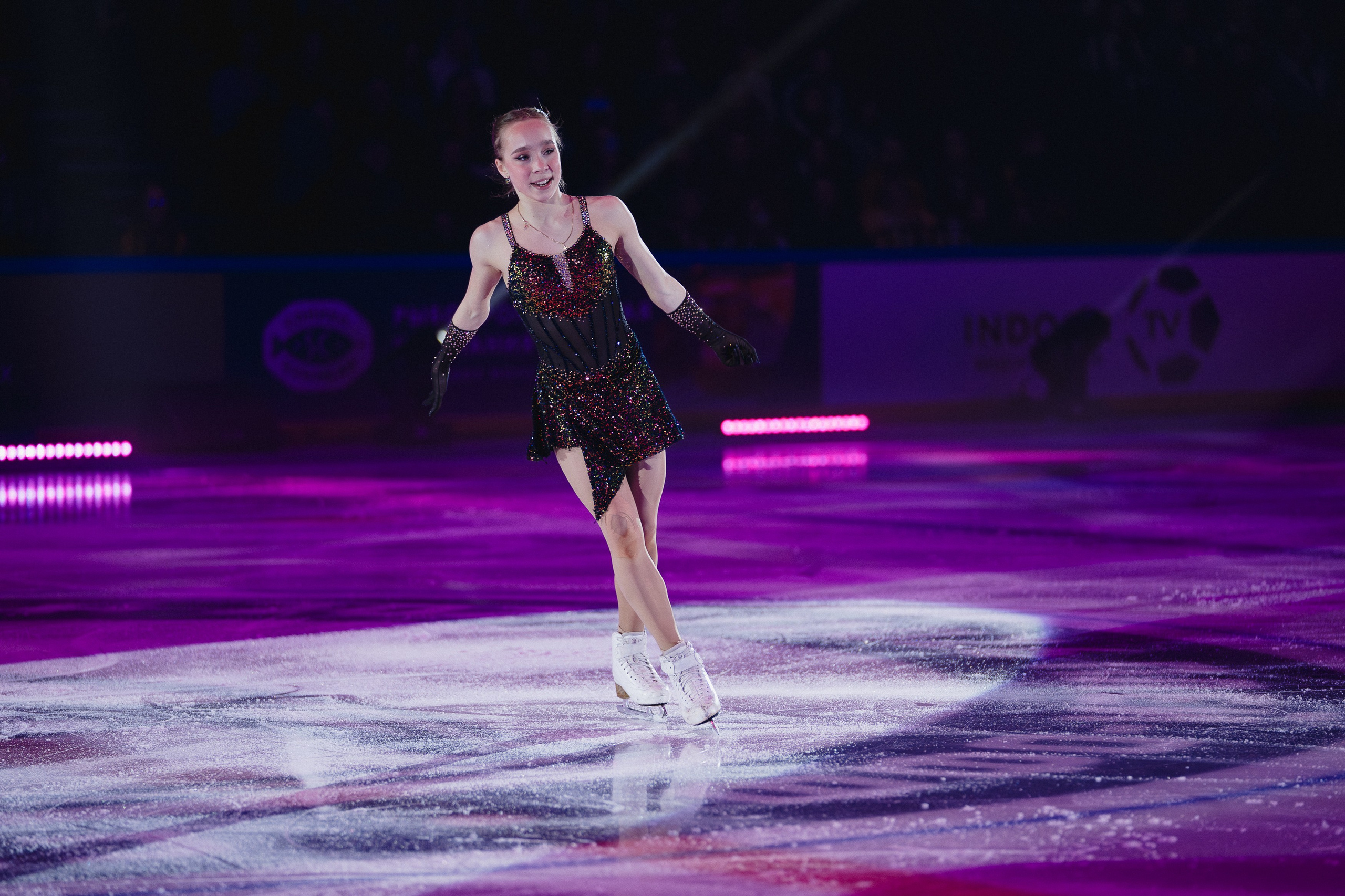 Шоу Этери Тутберидзе в Новосибирске. Воробьева Ксения — Спортивный и танцевальный фотограф Новосибирск