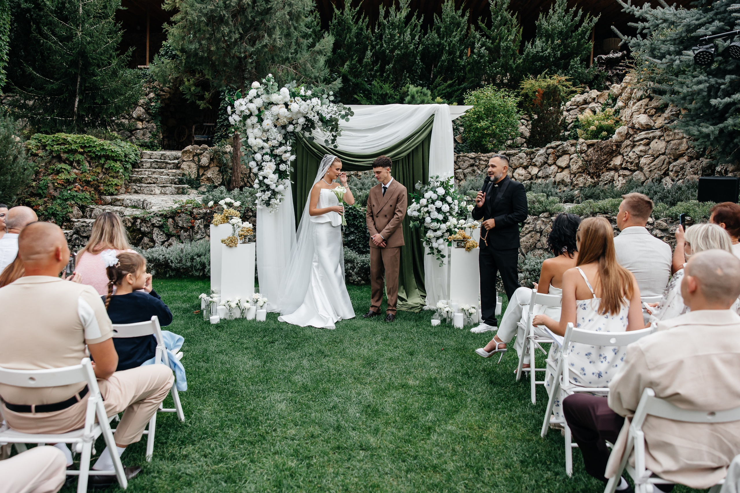 Анонс свадьбы для Павла и Евгении. Усадьба Феодоро. Свадебный фотограф в Крыму и Севастополе Ольга Баскакова
