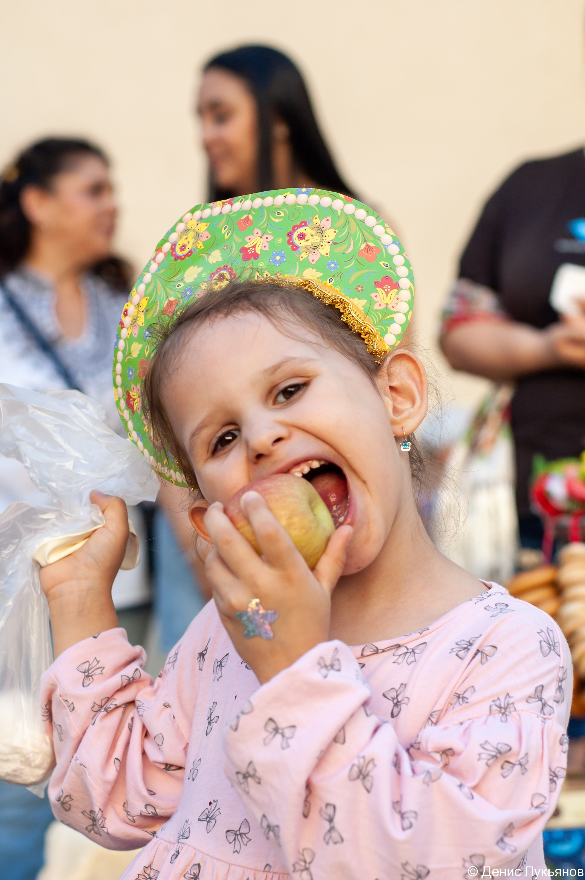 Ярмарка. Свадебный и семейный фотограф Денис Лукьянов в Краснодаре, Краснодарском крае и Республике Крым