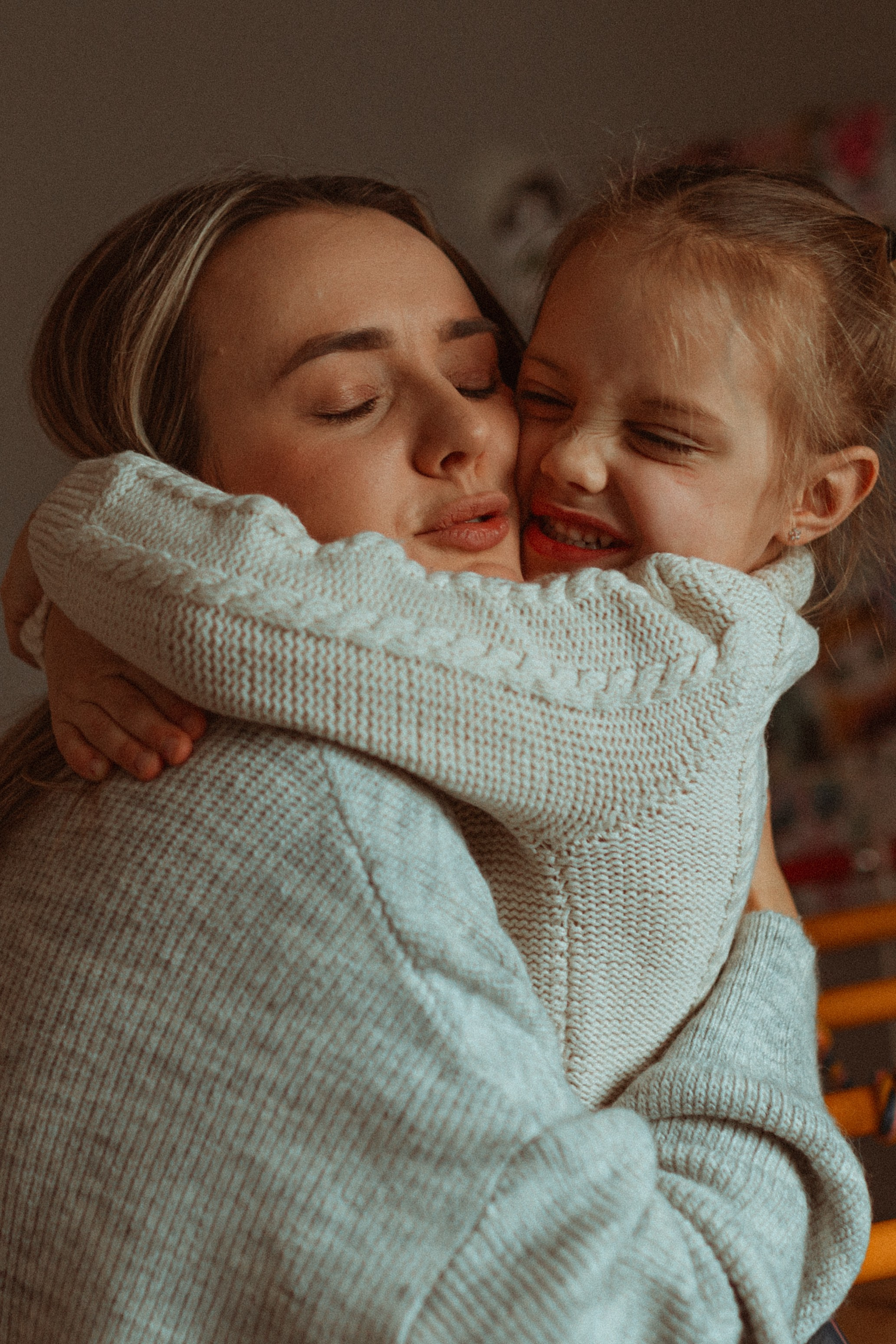 Даша и Арина. Семейный фотограф lifestyle в Новосибирске Елена Шпилевая