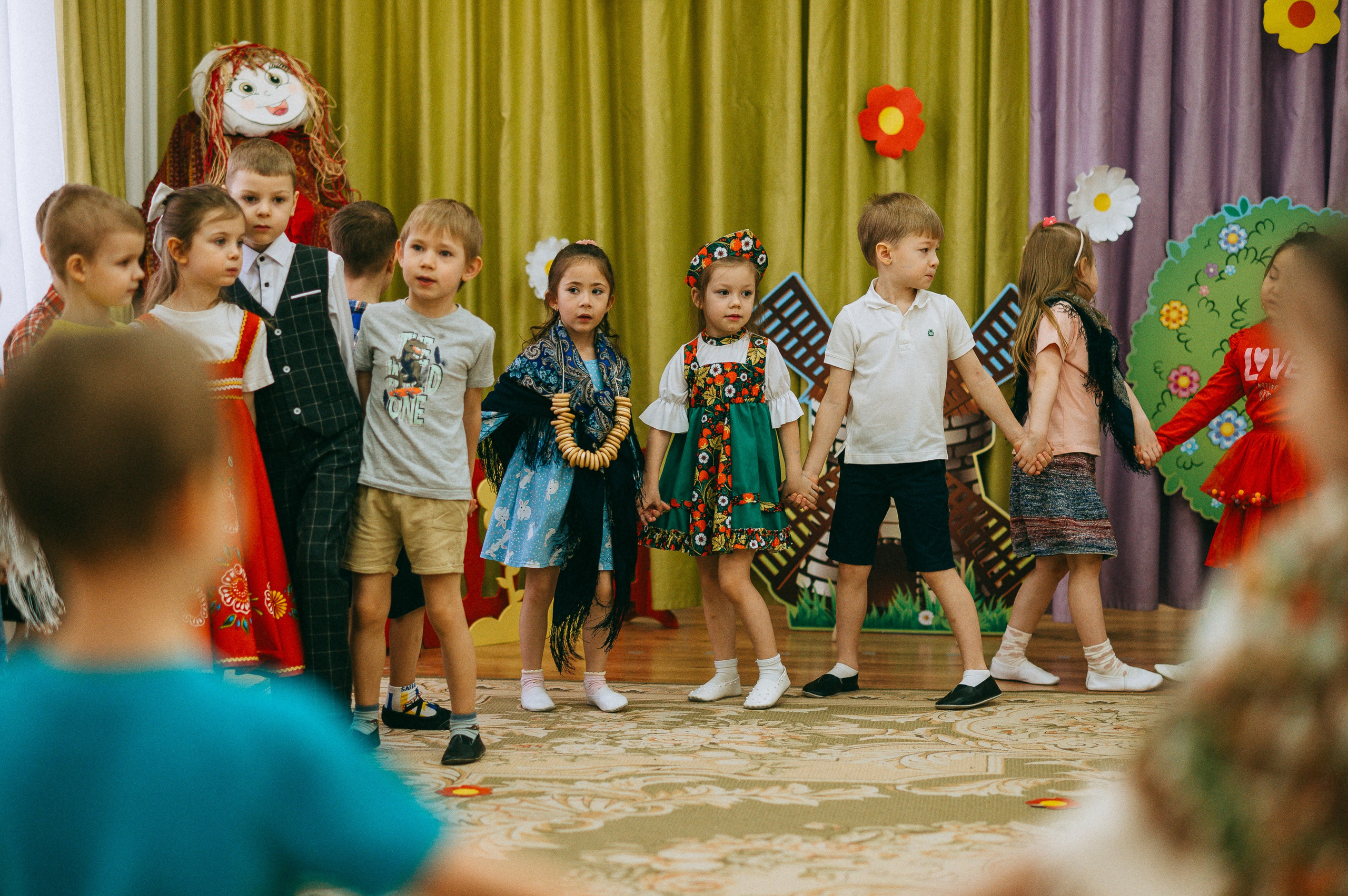 Масленица в саду. Семейный фотограф Одинцово Москва Кулакова Екатерина