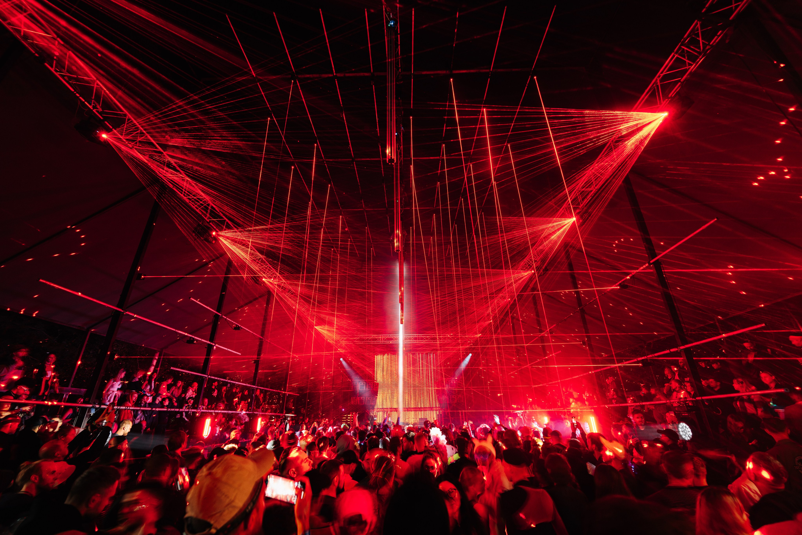 Signal 2024. @tomrus: Рустам Шагиморданов — фотограф