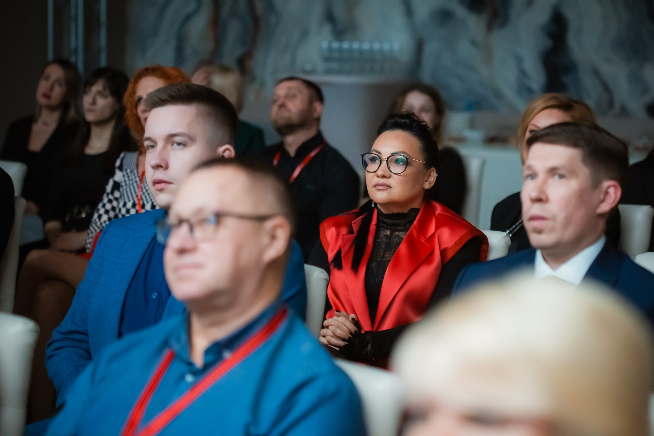 Этажи — подведение итогов 2023. Репортажный фотограф Василий Сазонов в Нижневартовске