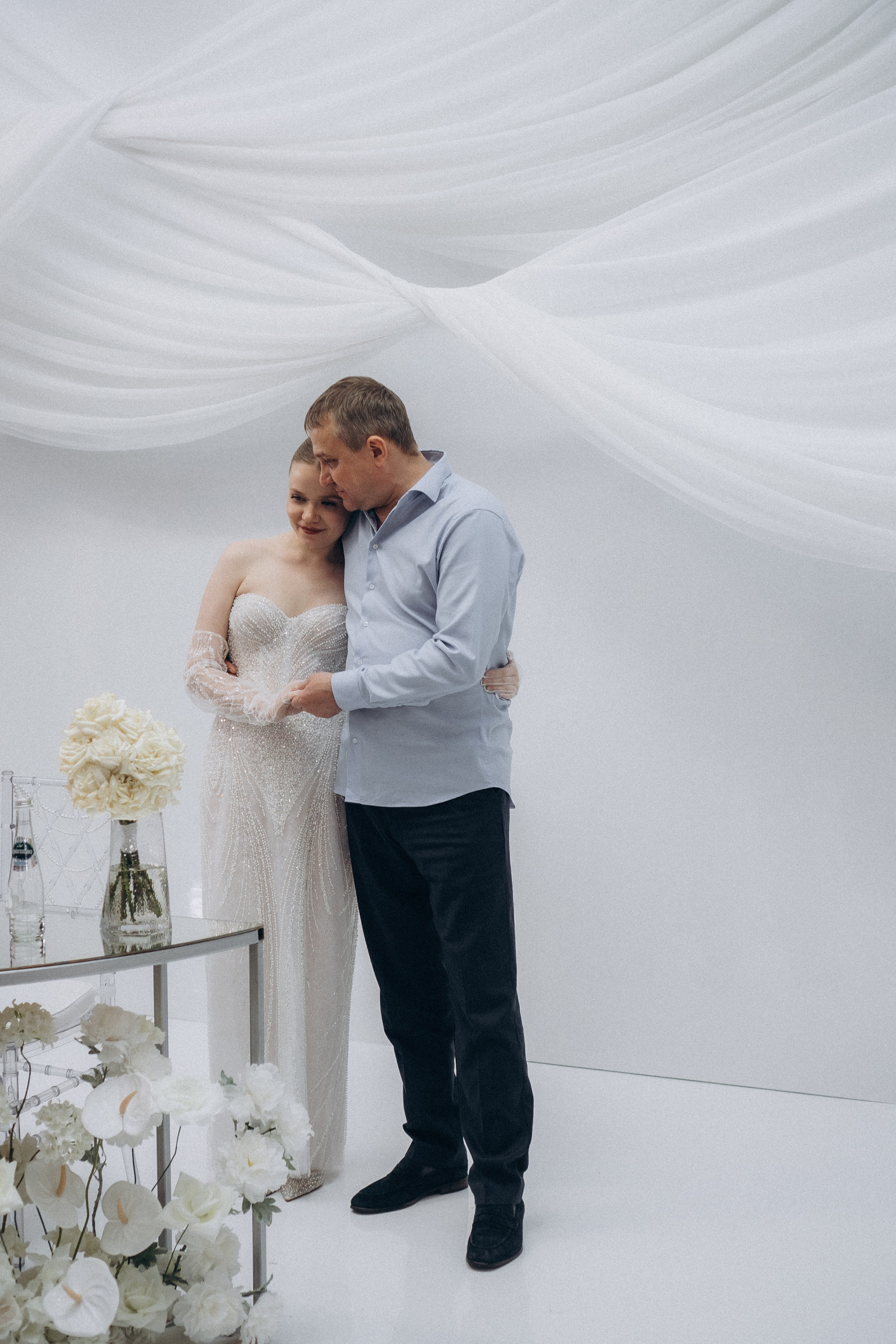 СВАДЕБНАЯ СЬЕМКА СБОРОВ В ОТЕЛЕ И ВЫЕЗД НА ЦЕРЕМОНИЮ (СНЯТО В СИБИРЕ В НИЖНЕВАРТОВСКЕ). Профессиональный фотограф, Санкт-Петербург — Виктория Богомолова