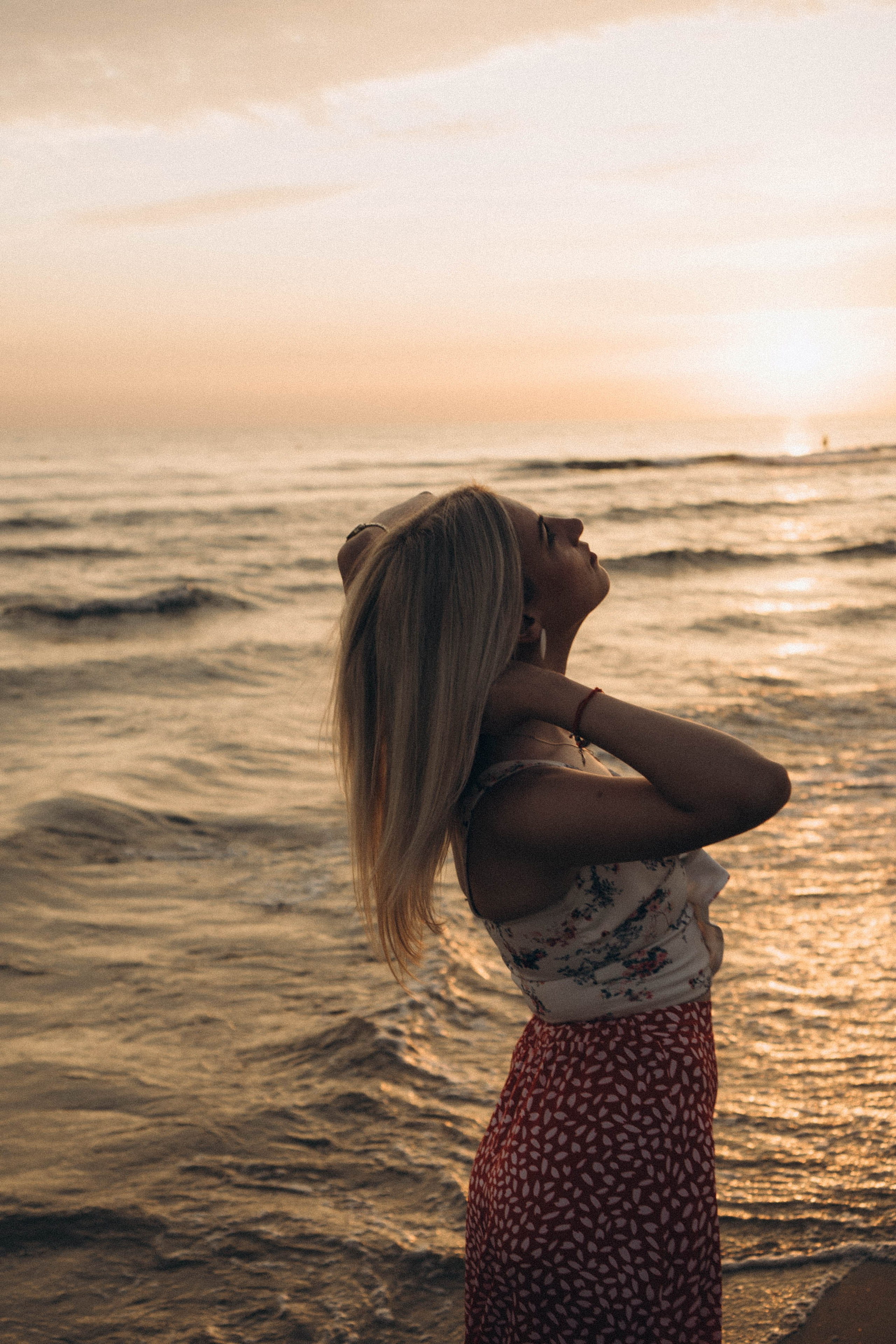 Июльский вечер на берегу черного моря. Профессиональный фотограф, Санкт-Петербург — Виктория Богомолова