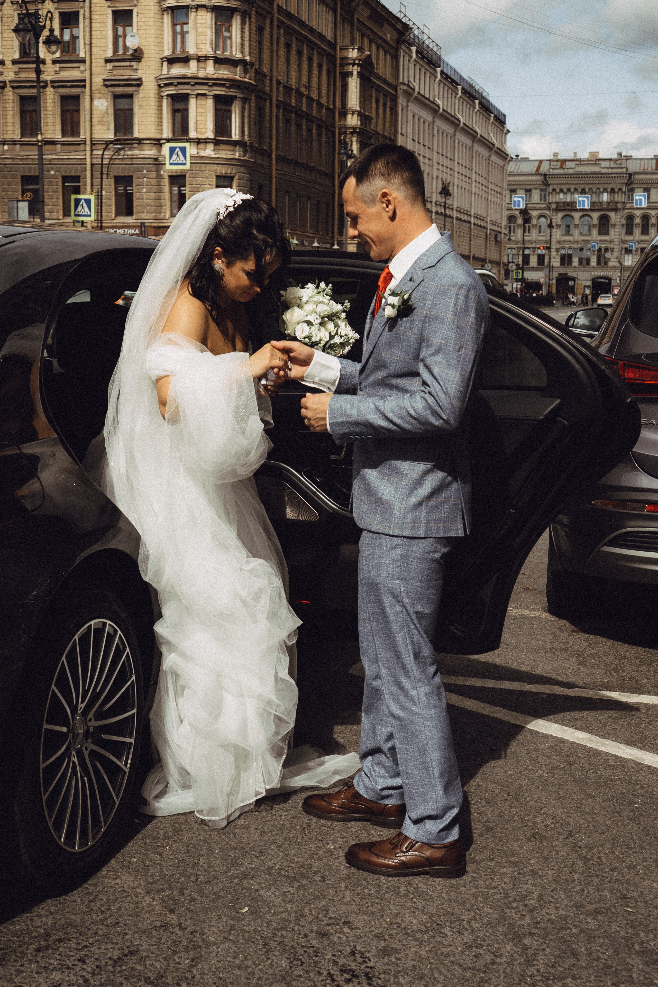 СВАДЕБНАЯ ПРОГУЛКА РЕСТОРАН МЫ ЖЕ НА ТЫ И ФОТОСЕССИИЯ С АВТОМОБИЛЕМ. Профессиональный фотограф, Санкт-Петербург — Виктория Богомолова