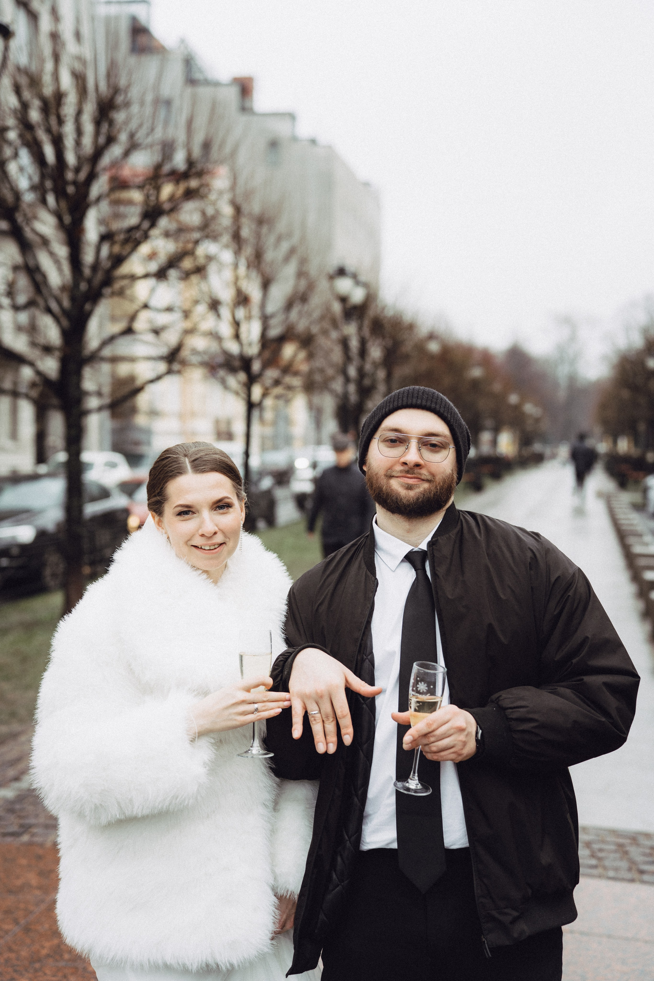 СВАДЕБНАЯ СЬЕМКА ВО ВТОРОМ ДВОРЦЕ (ДЕКАБРЬ) ТАКЖЕ СЬЕМКА В СТУДИИ НА ЧЕРНЫШЕВСКОЙ. Профессиональный фотограф, Санкт-Петербург — Виктория Богомолова