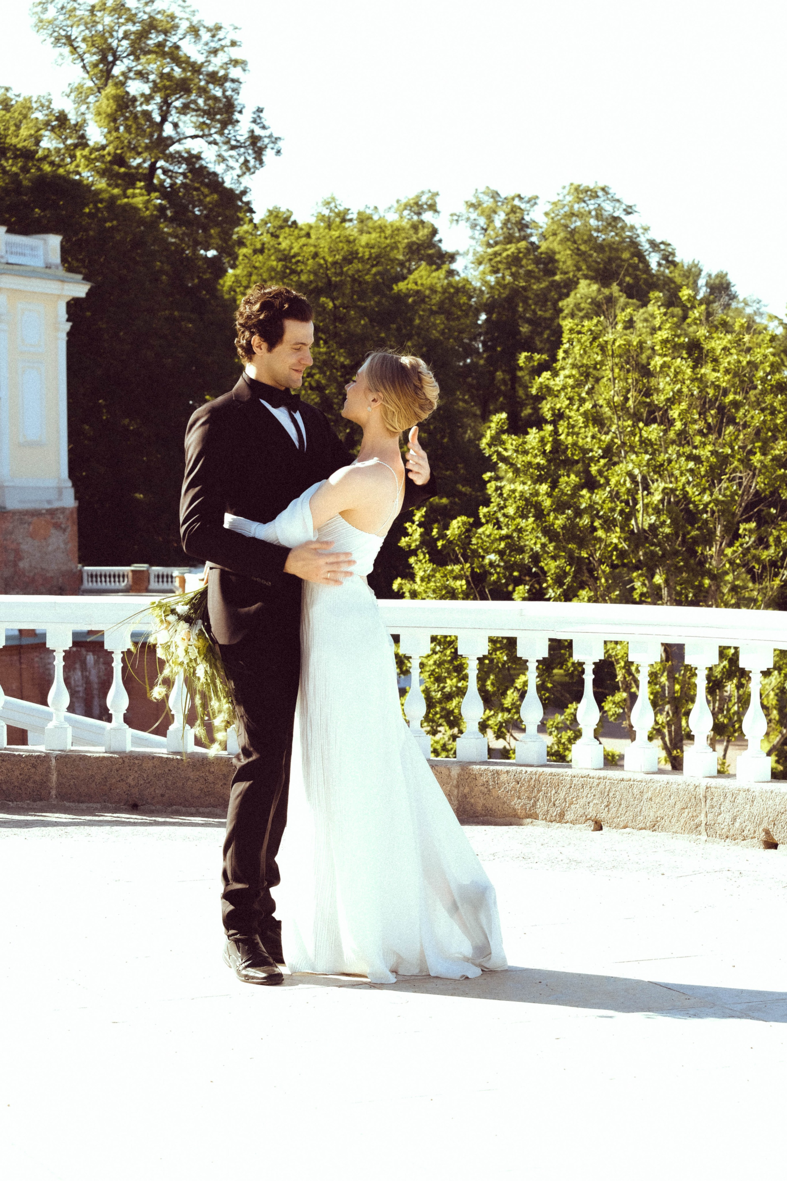 СВАДЕБНАЯ СЬЕМКА В ПАРКЕ ОРАНИЕНБАУМ. Профессиональный фотограф, Санкт-Петербург — Виктория Богомолова