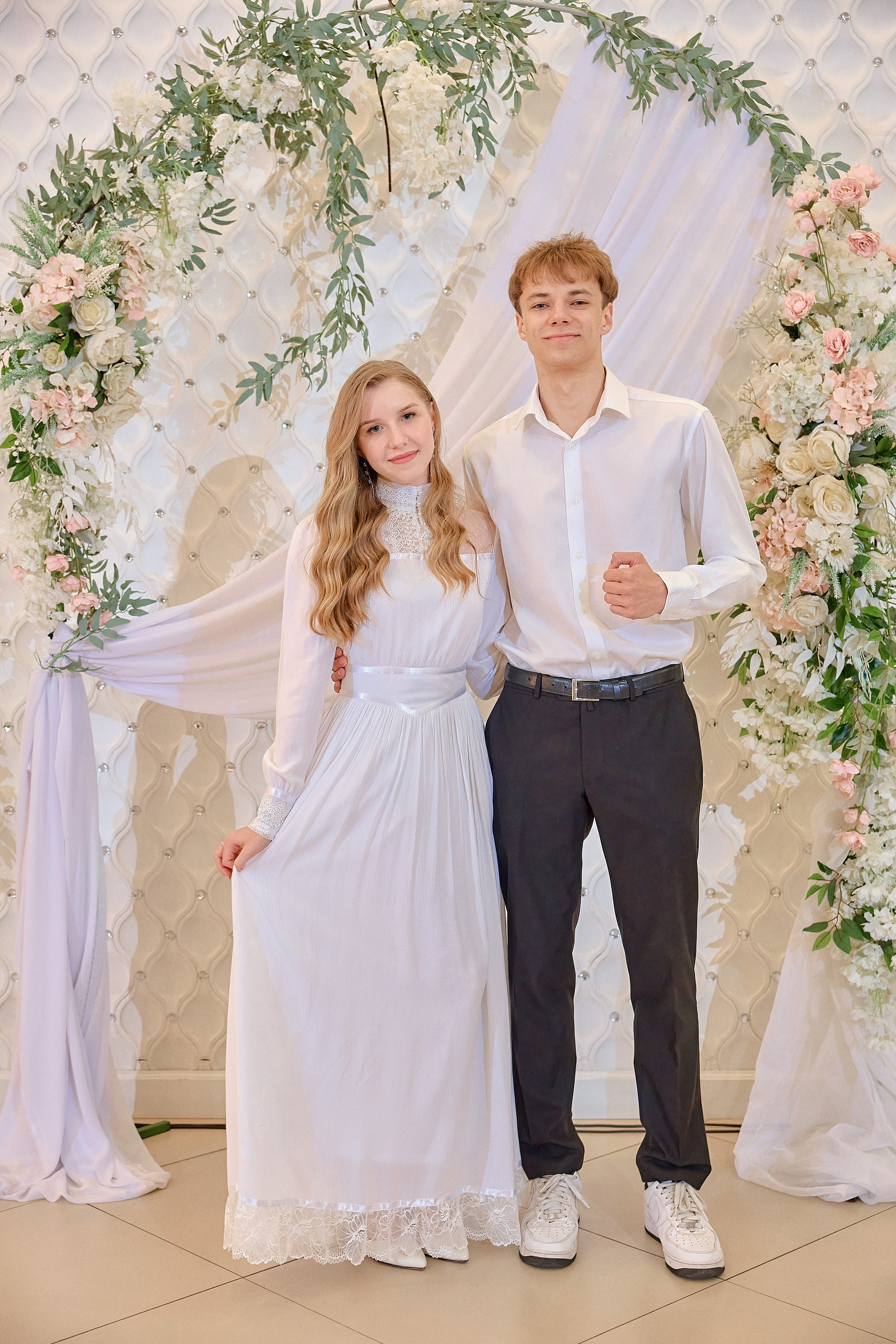 Портфолио репортажной фотосъёмки: Выпускной в ресторане «Император». Фотограф Яковлев Роман — Красноярск