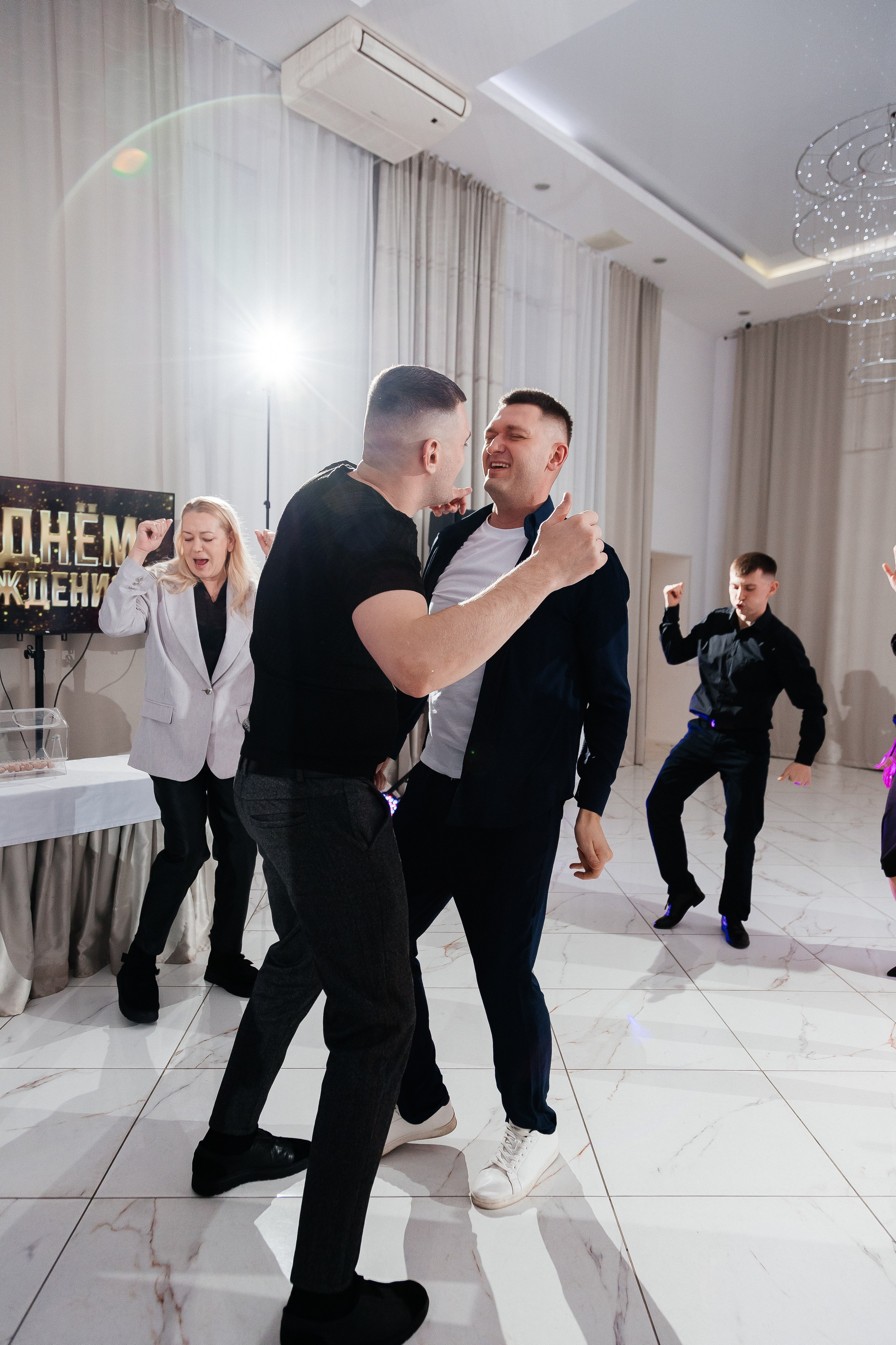 Юбилей Максима. Свадебный и семейный фотограф в Екатеринбурге