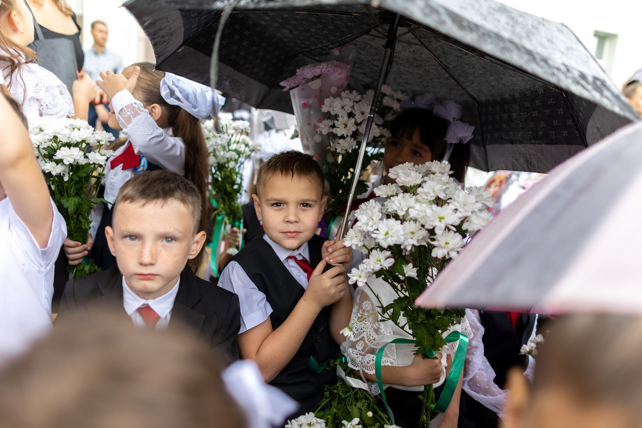 Школа № 61 им. Лавриненко, 1-е сентября | Фото. Фото и видеосъемка любых мероприятий в городе Краснодаре и Краснодарском крае. Щеколдин Антон