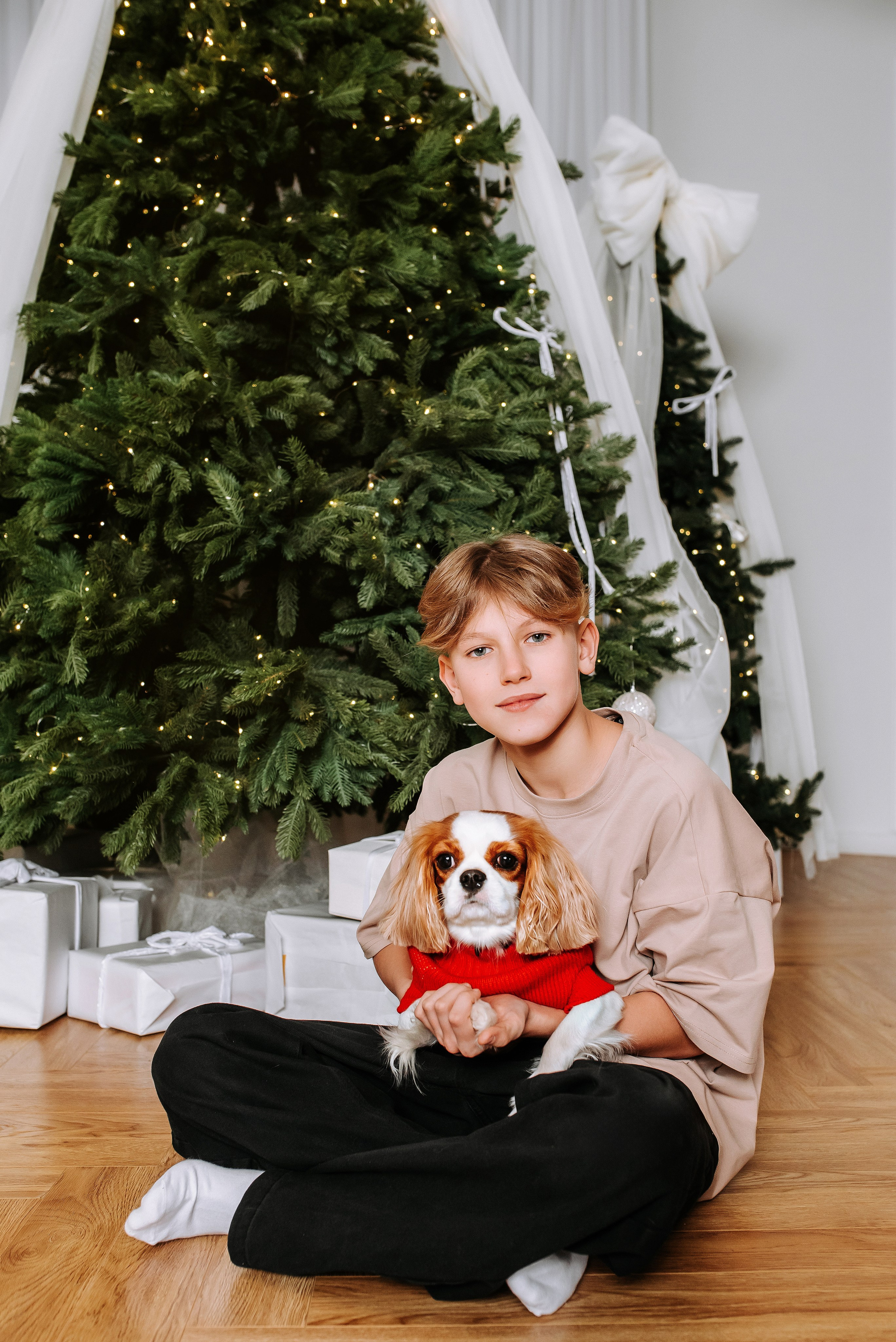 Семейная съёмка с питомцами в фотостудии. Фотограф Диана Оленина Красноярск / Братск