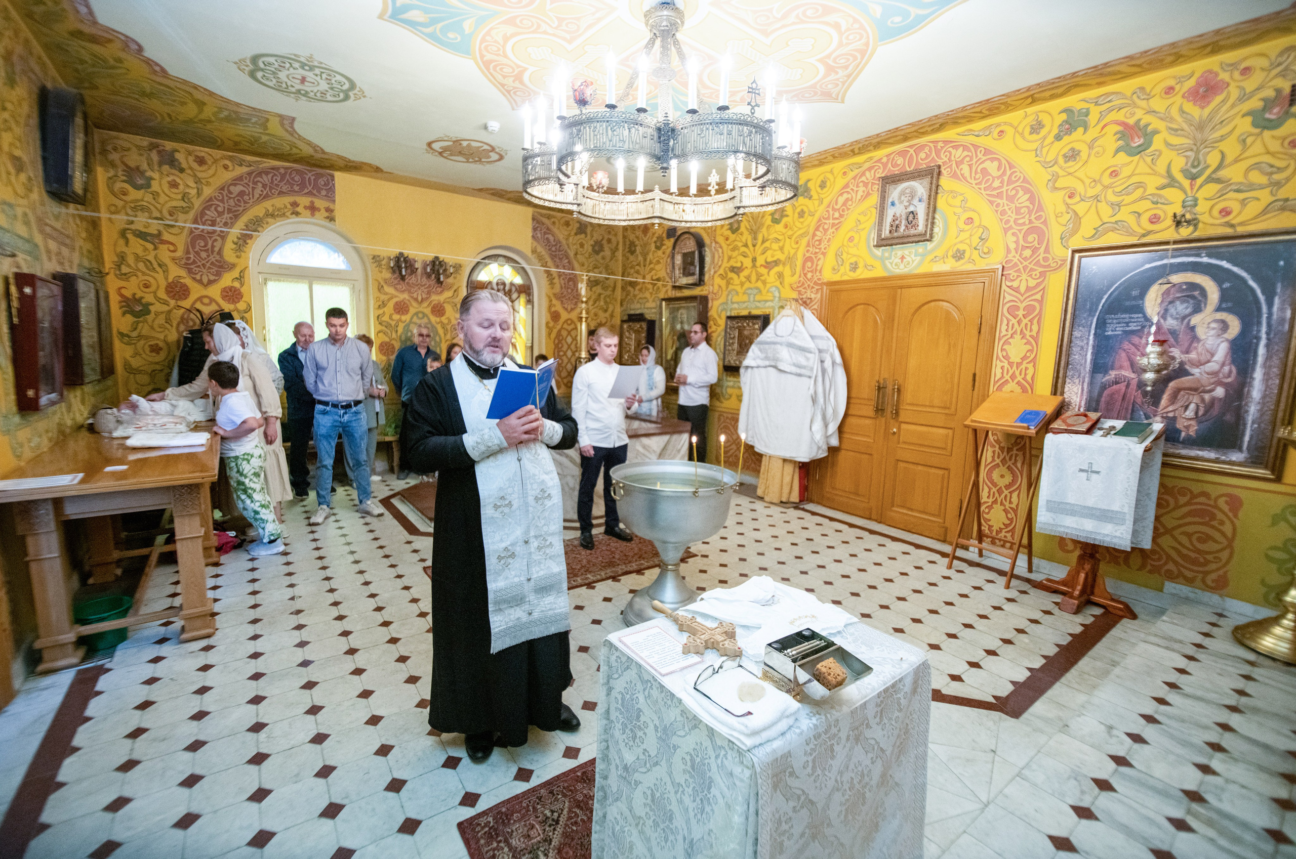 Крещение младенца Ксении в Люблино. Свадебный и портретный фотограф в Москве Галина Борисова