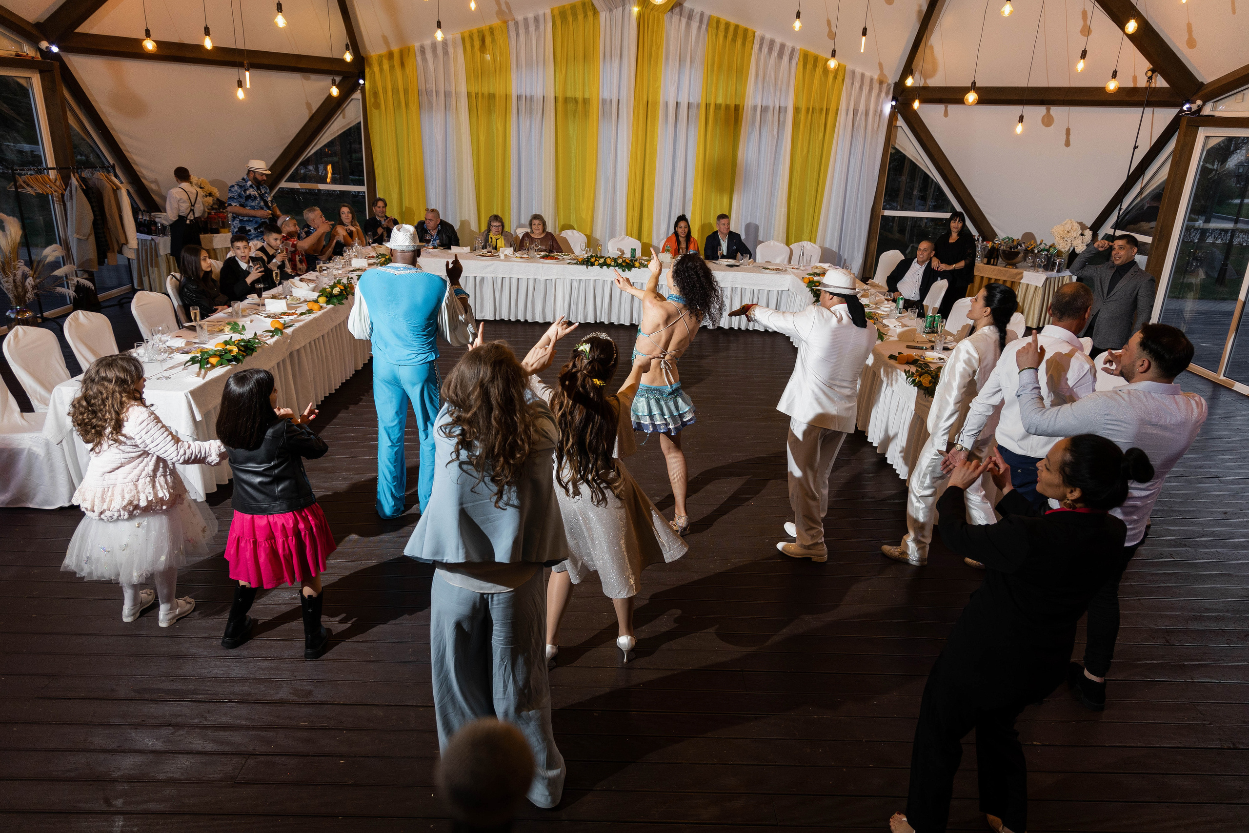 Юни и Ирина. Свадебный фотограф и видеограф в Москве, Виктор Архилюк