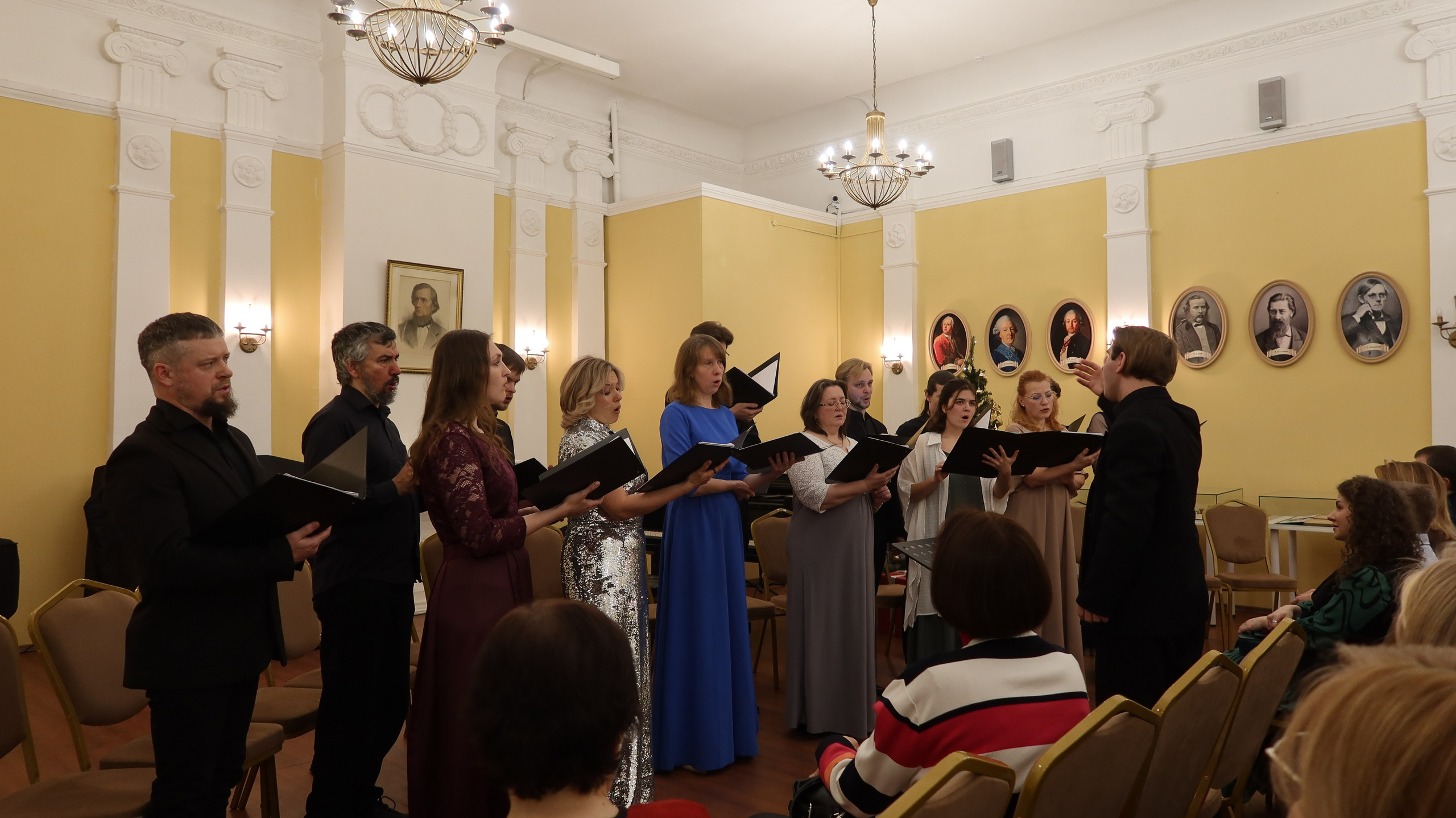 Квартирник ансамбля «Антик» в усадьбе Демидовых. Victoria Radjevna Репортажный Fashion Фотограф- Видеограф Санкт-Петербурга и Москвы