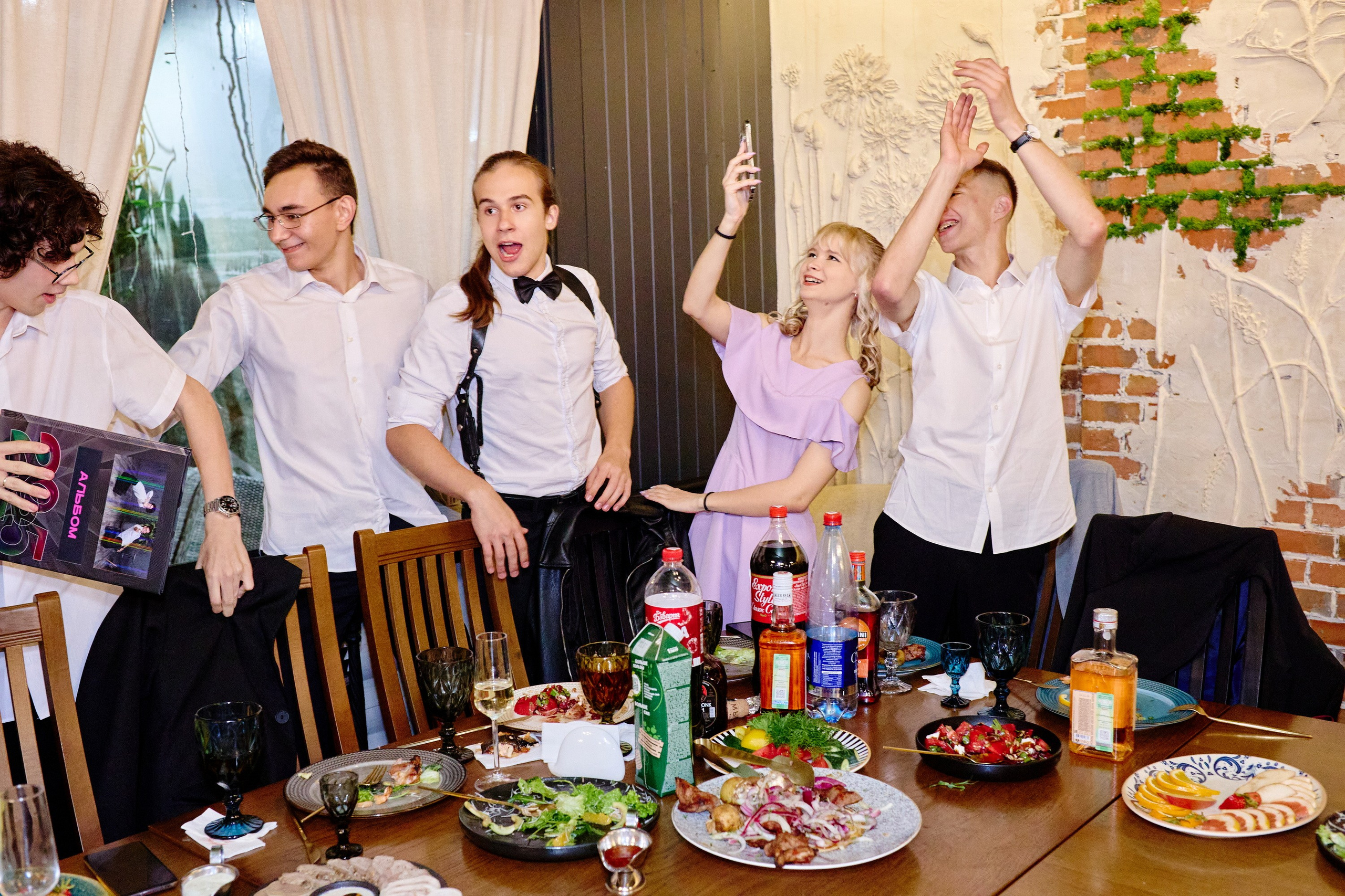 Выпускной 35 Сош. Фотограф Выпускные альбомы Таганрог Сергей Коробченко